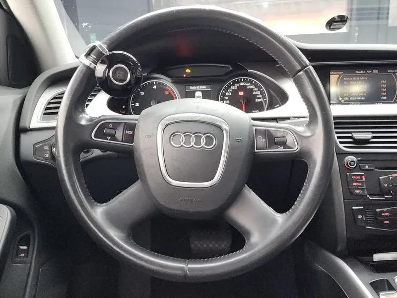 Audi A4 2.0 TDI - САМО 30% АВАНС, снимка 13 - Автомобили и джипове - 56114906