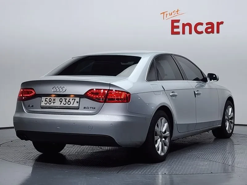 Audi A4 2.0 TDI - САМО 30% АВАНС, снимка 2 - Автомобили и джипове - 56114906