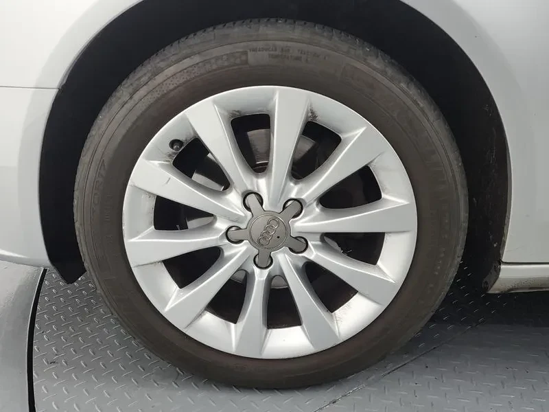 Audi A4 2.0 TDI - САМО 30% АВАНС, снимка 5 - Автомобили и джипове - 56114906