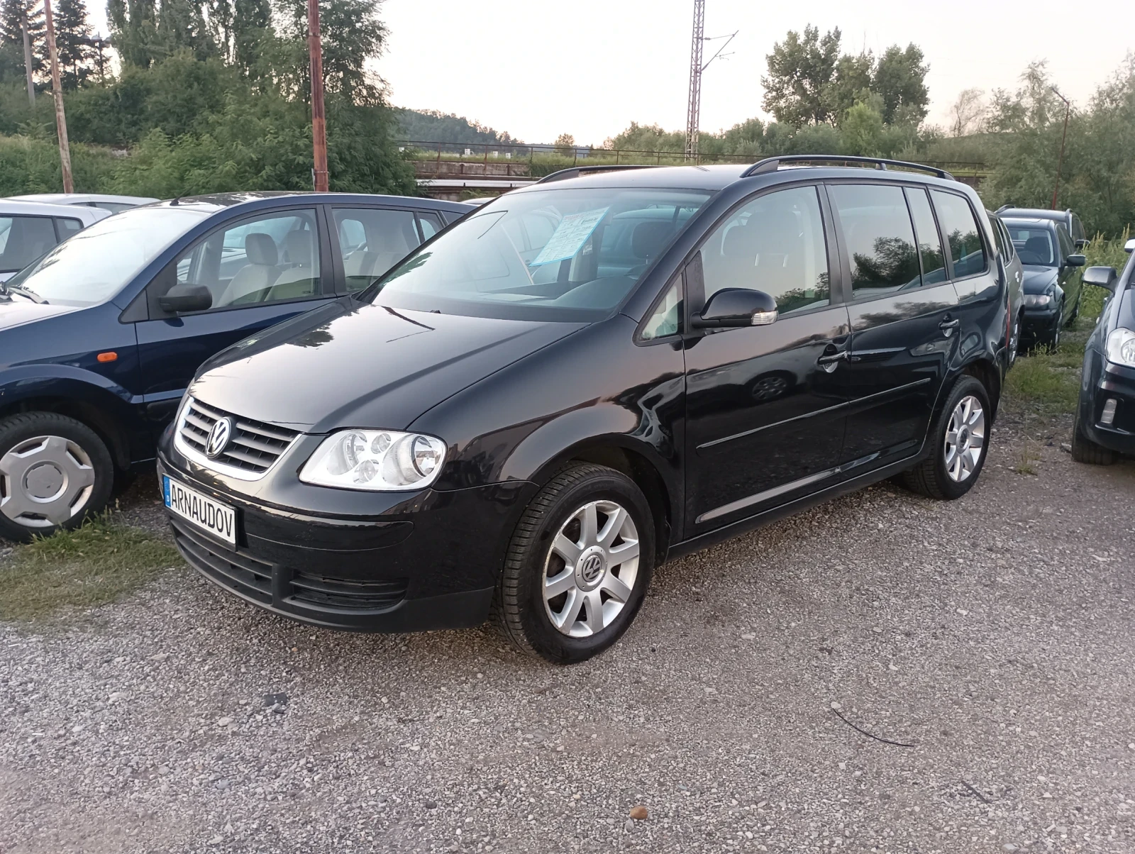 VW Touran 2.0TDI 140k.c. 6 скорости - изображение 10