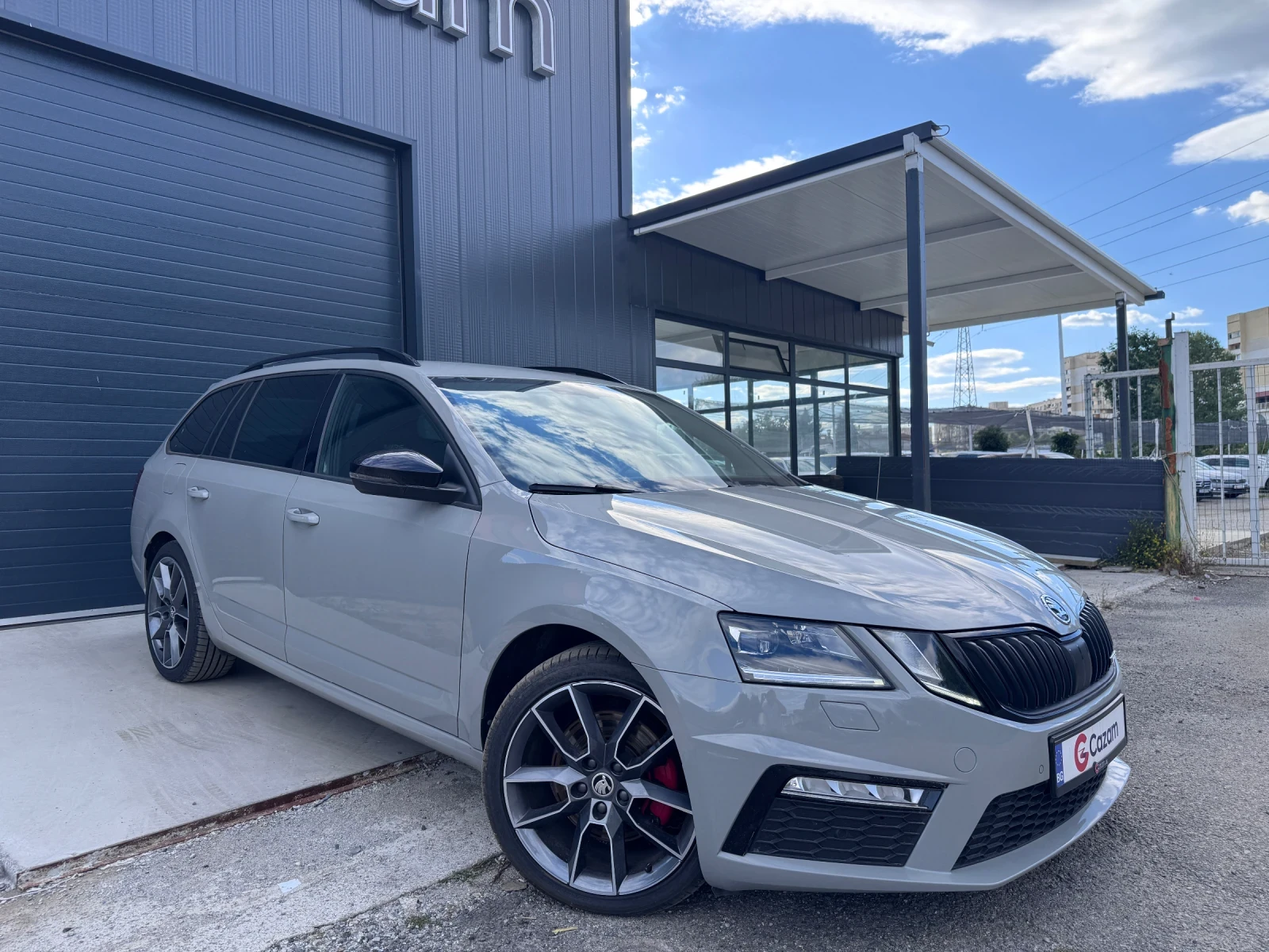Skoda Octavia VRS 2.0 TDI 4x4 DSG - изображение 3
