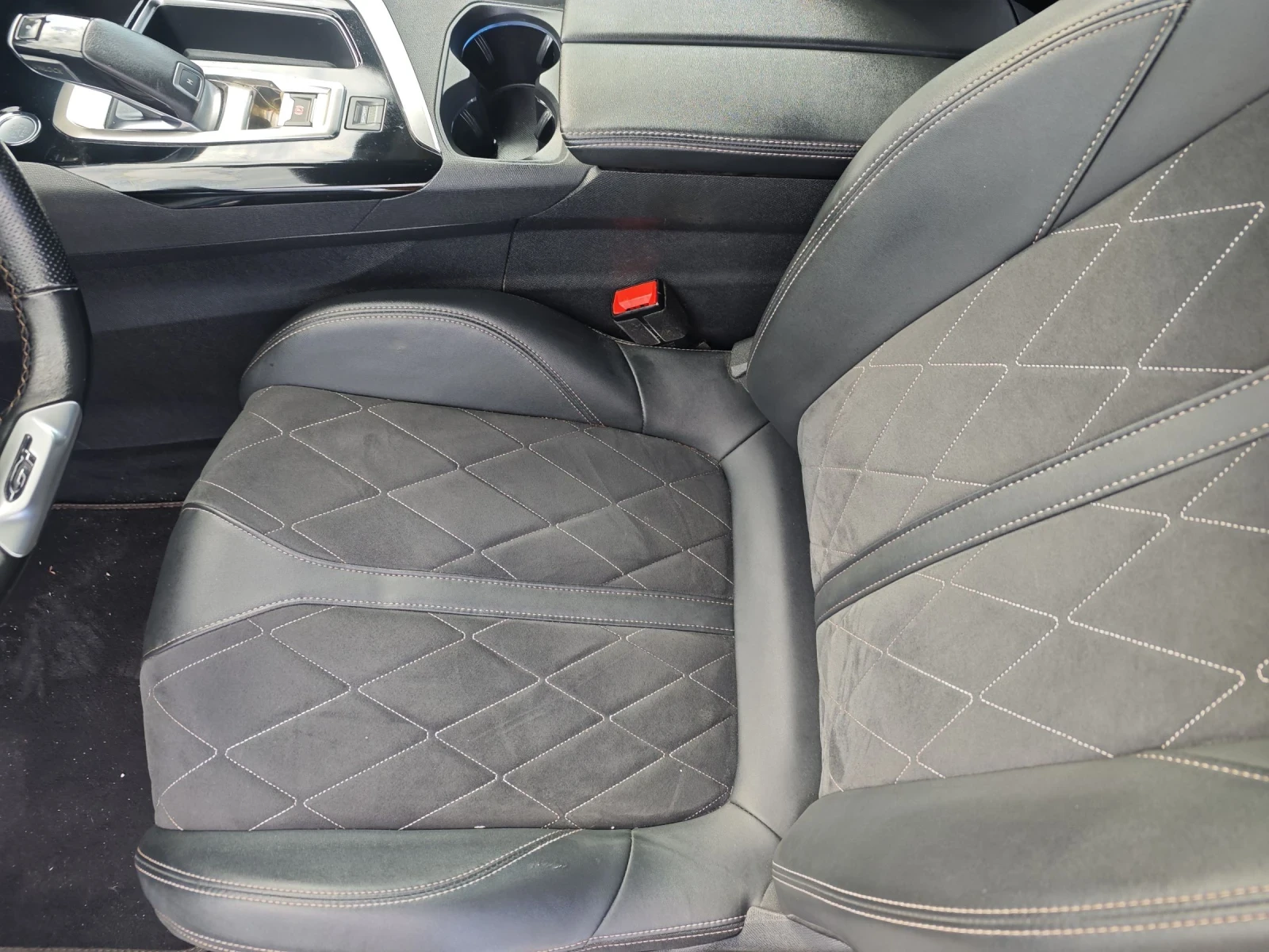 Peugeot 3008 GT 180ps Navi camera360 - изображение 10