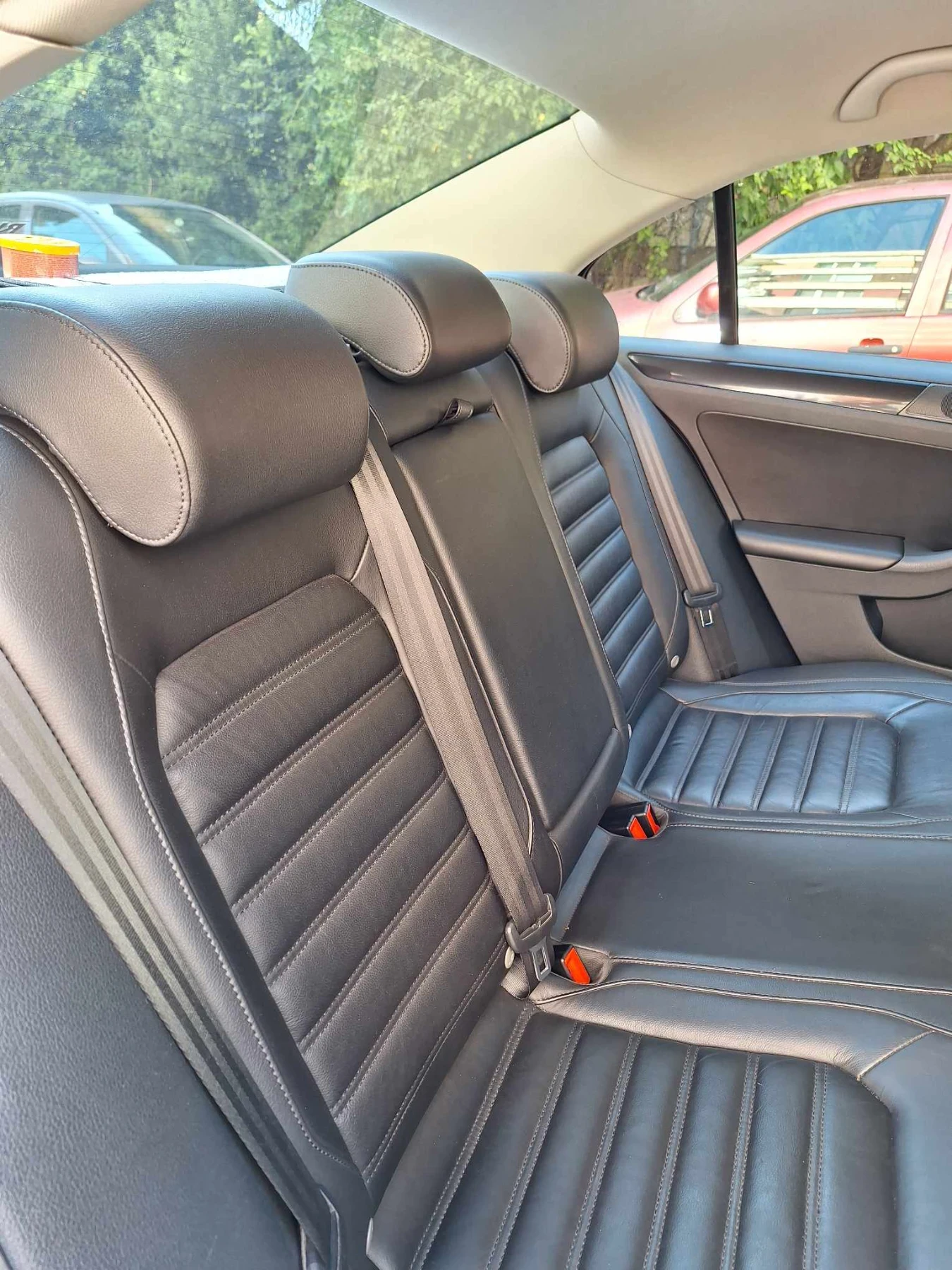 VW Jetta  - изображение 9