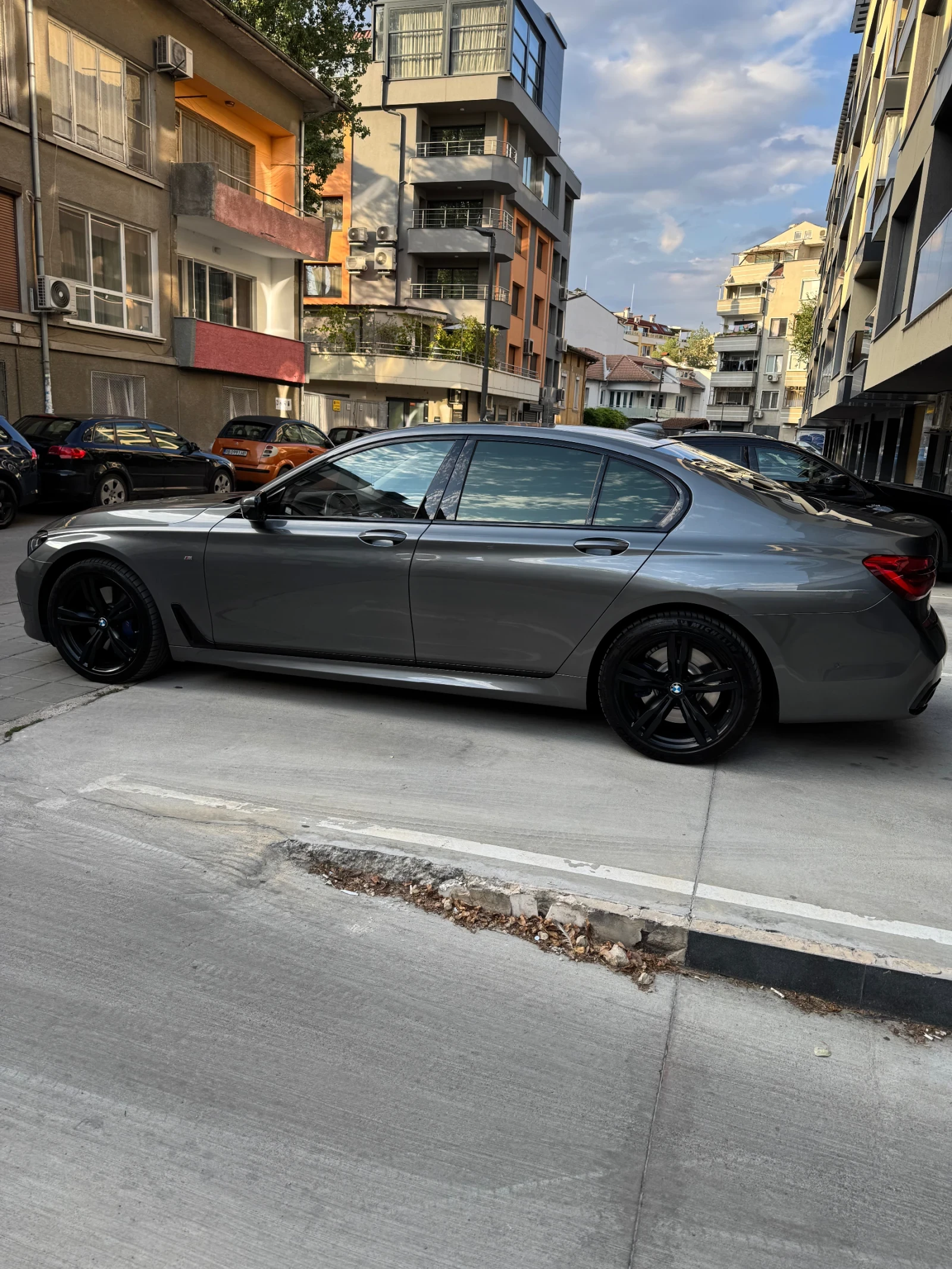 BMW 730 3.0 xDrive - изображение 5