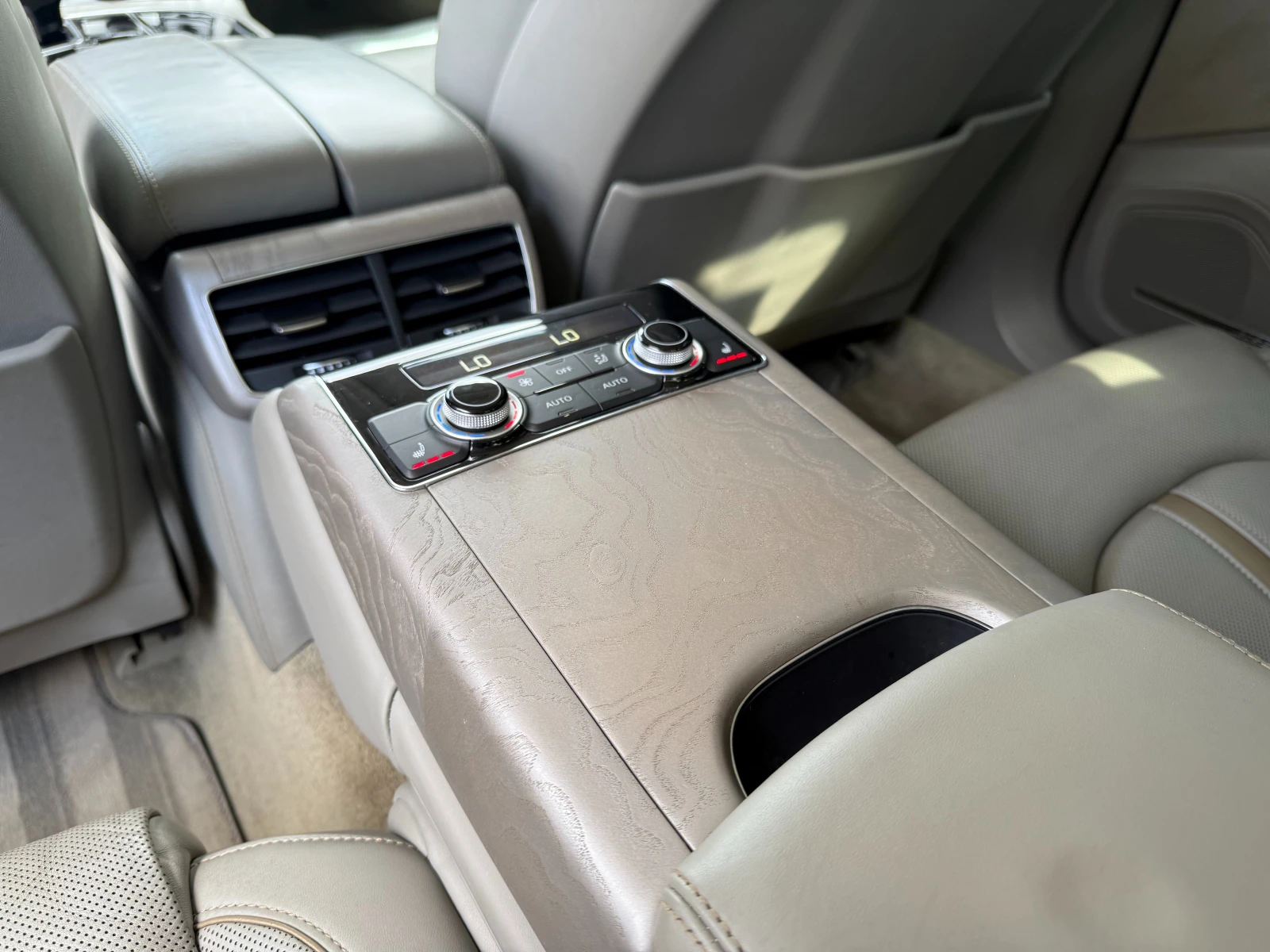 Audi A8 6 МЕСЕЦА ГАРАНЦИЯ/4.2TDI 385к.с. Matrix - изображение 9