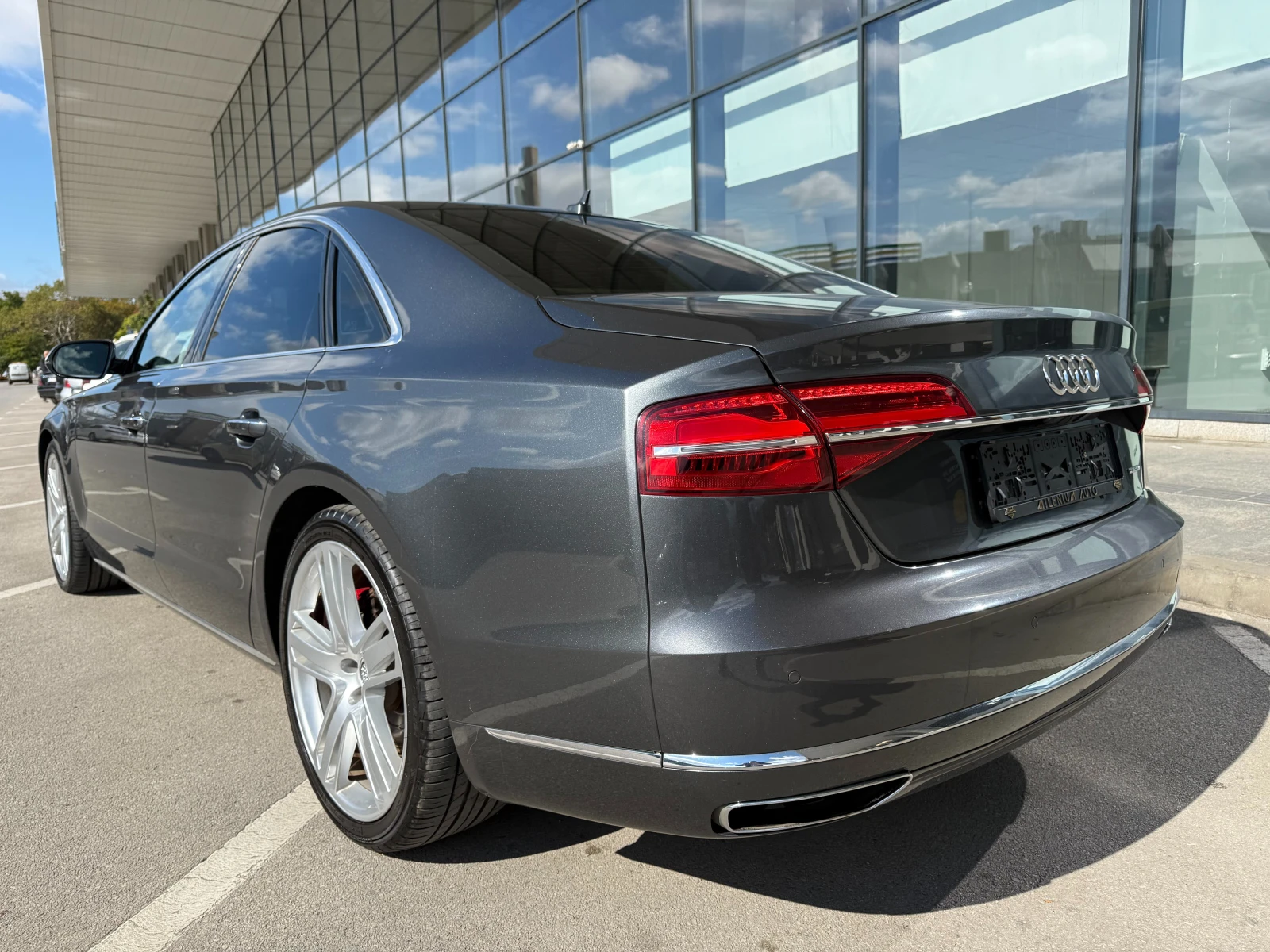 Audi A8 6 МЕСЕЦА ГАРАНЦИЯ/4.2TDI 385к.с. Matrix - изображение 3