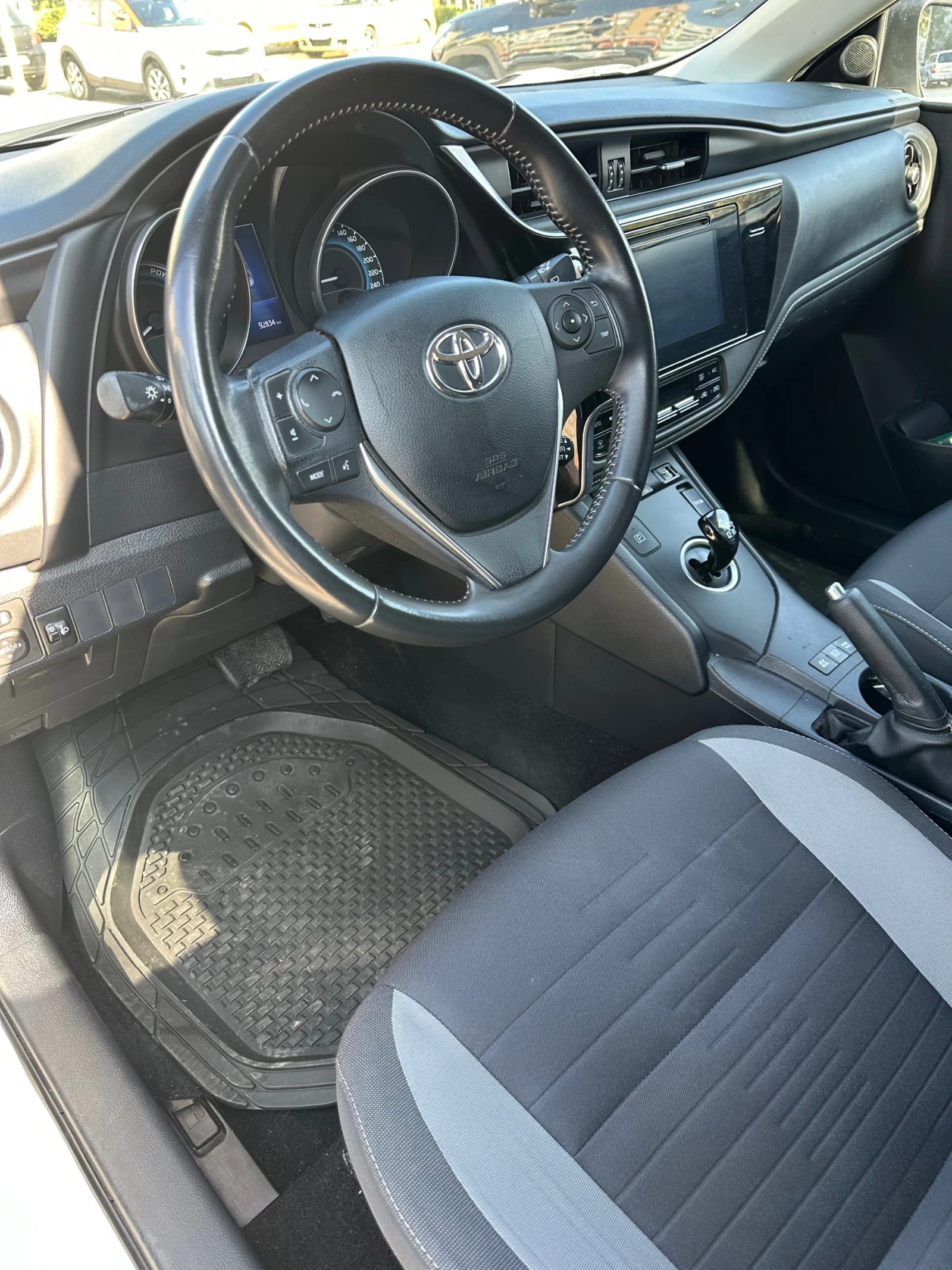 Toyota Auris | Mobile.bg � ����������� 14