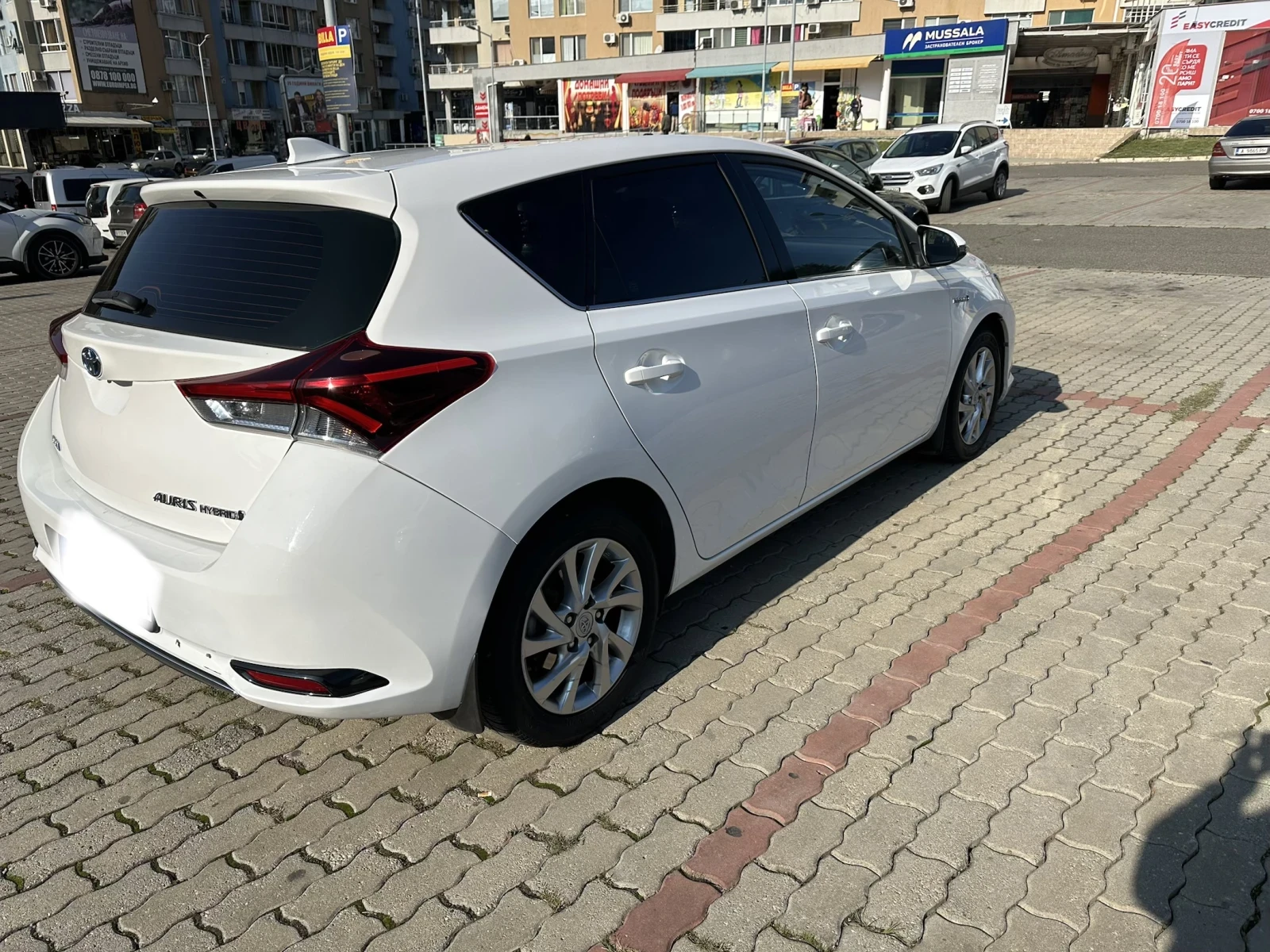 Toyota Auris  - изображение 4