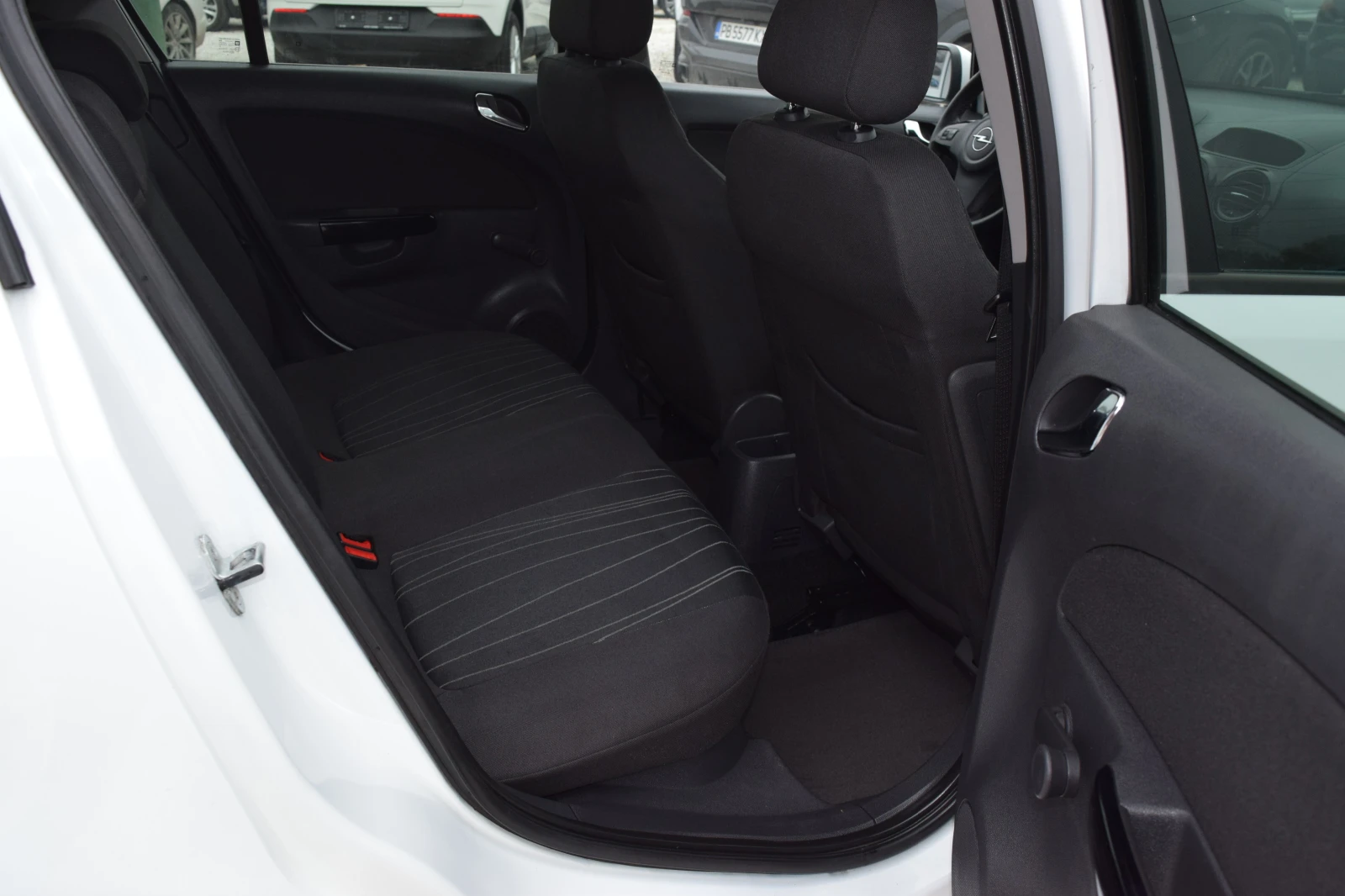 Opel Corsa 1.3 CDTI* Euro5 | Mobile.bg   12