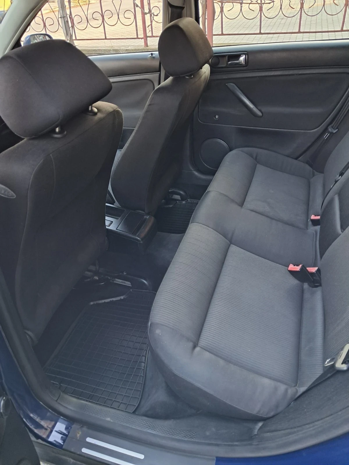 VW Passat 1.9 - изображение 5