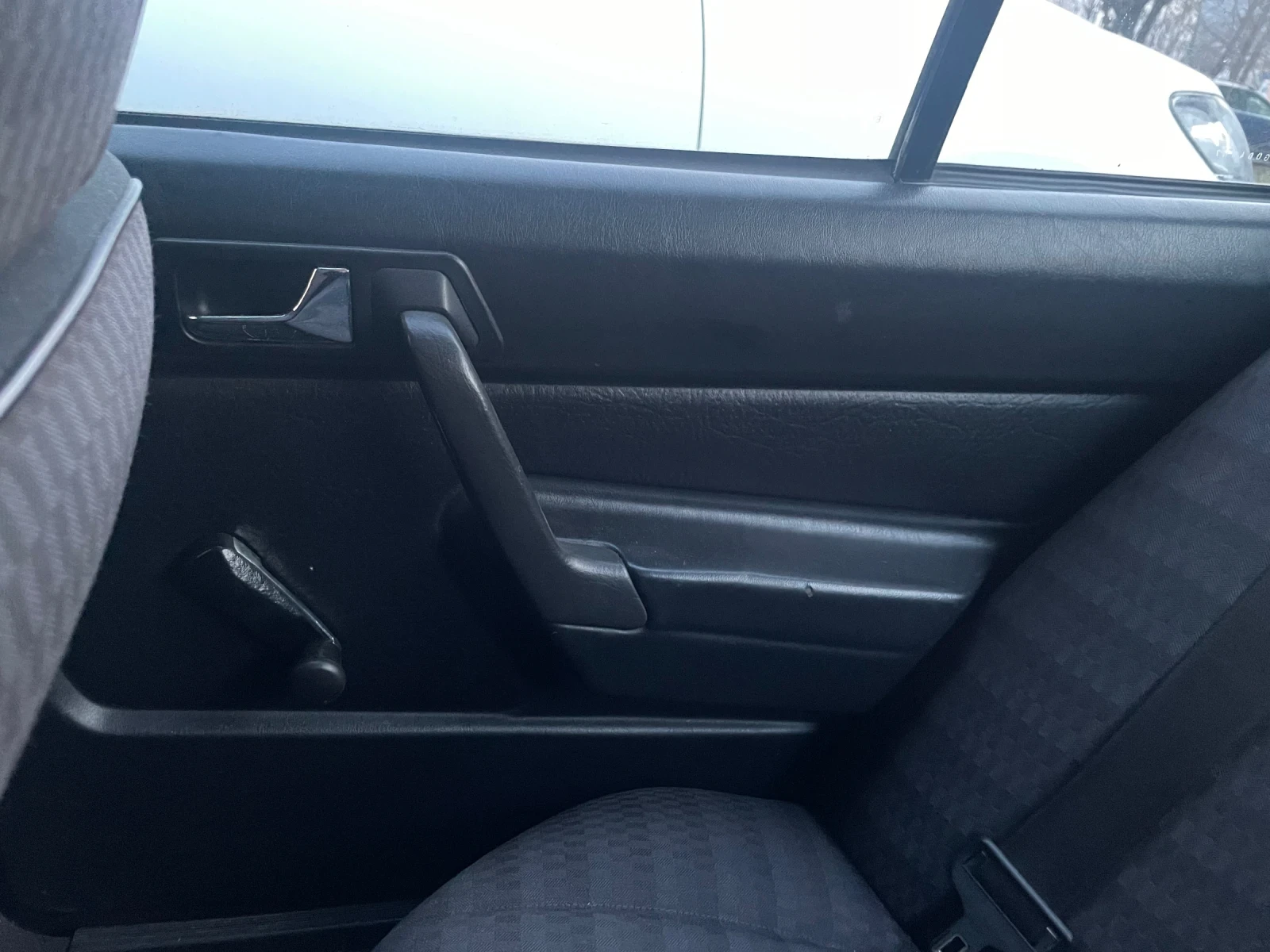 Mercedes-Benz 190 190� - ������� � ������� ��������!1.8+ ��� | Mobile.bg � ����������� 14