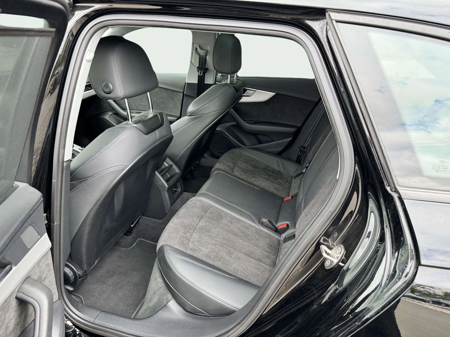 Audi A4 | Mobile.bg � ����������� 8