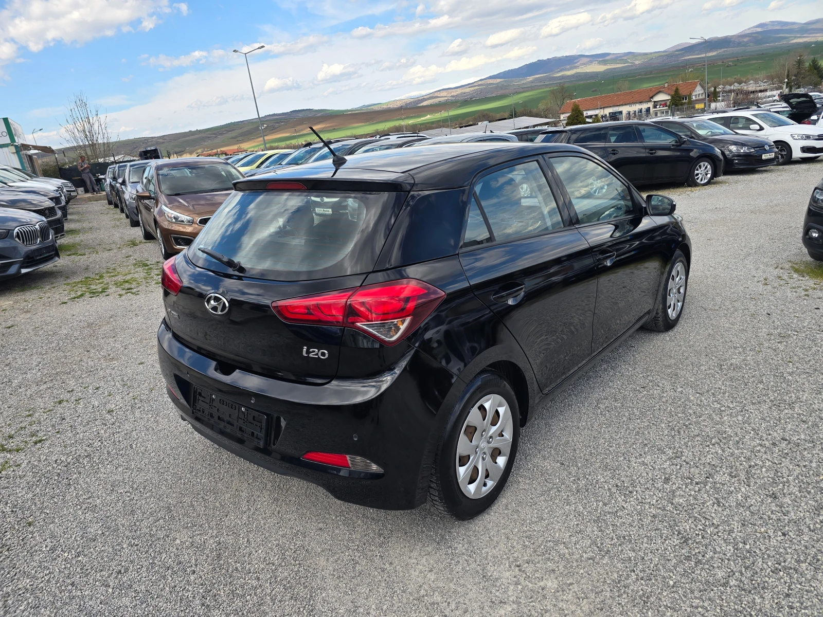 Hyundai I20 1.2i-85k.c-EURO-6, снимка 5 - Автомобили и джипове - 54124614