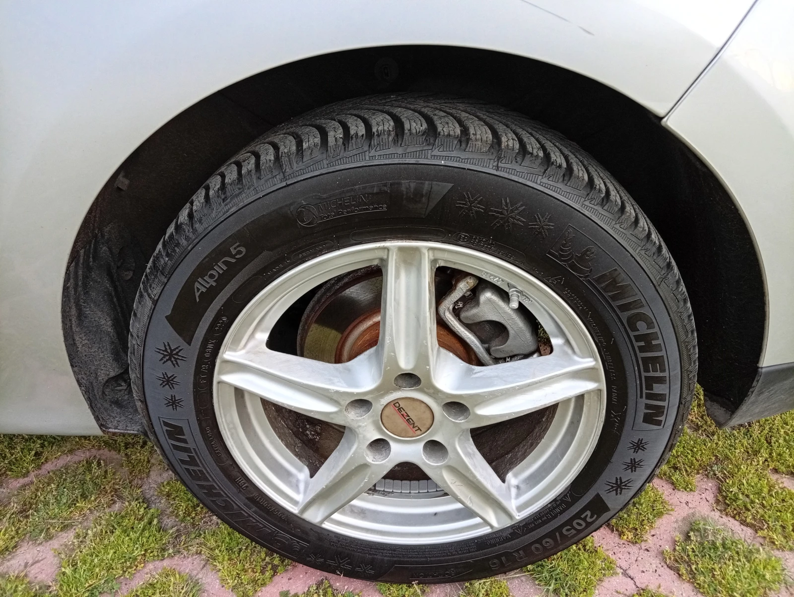 Renault Scenic 1.5TDCI * КЛИМАТРОНИК * 6 SPEEDS * 6+ 1 МЕСТА, снимка 17 - Автомобили и джипове - 54195173