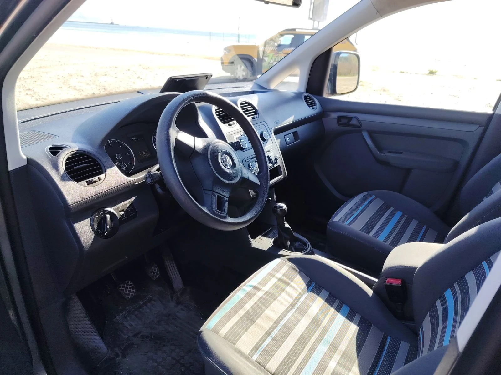 VW Caddy RONCALI, снимка 11 - Автомобили и джипове - 54449057