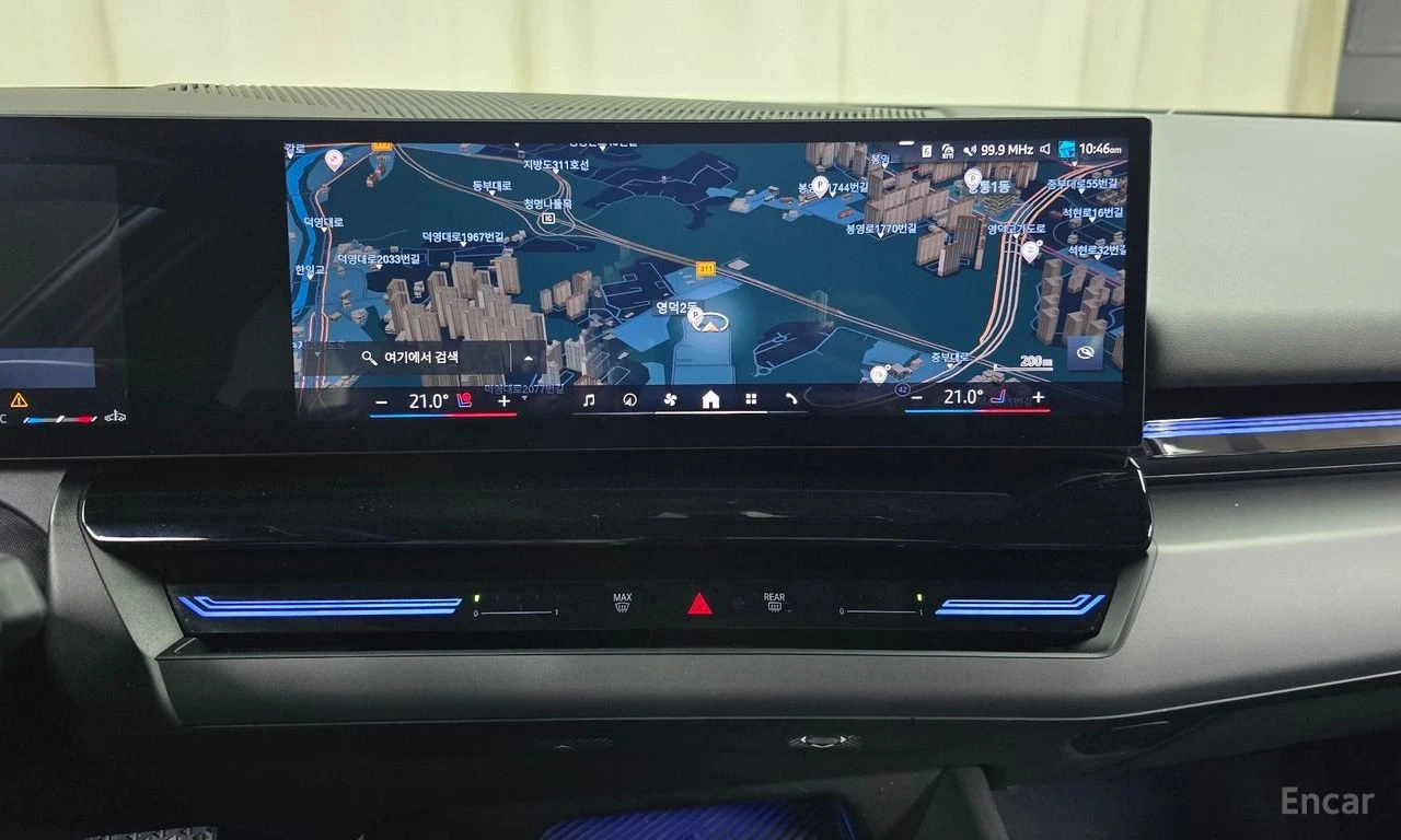 BMW 520 HEADUP* ПОДГРЕВ* ОБДУХ* КАМЕРИ* KEYLESS, снимка 11 - Автомобили и джипове - 54450585
