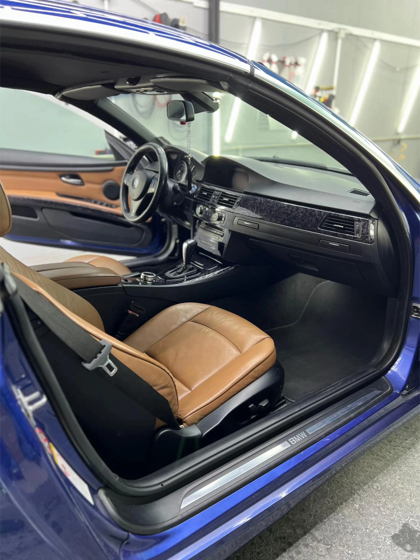 BMW 330, снимка 11 - Автомобили и джипове - 54487273