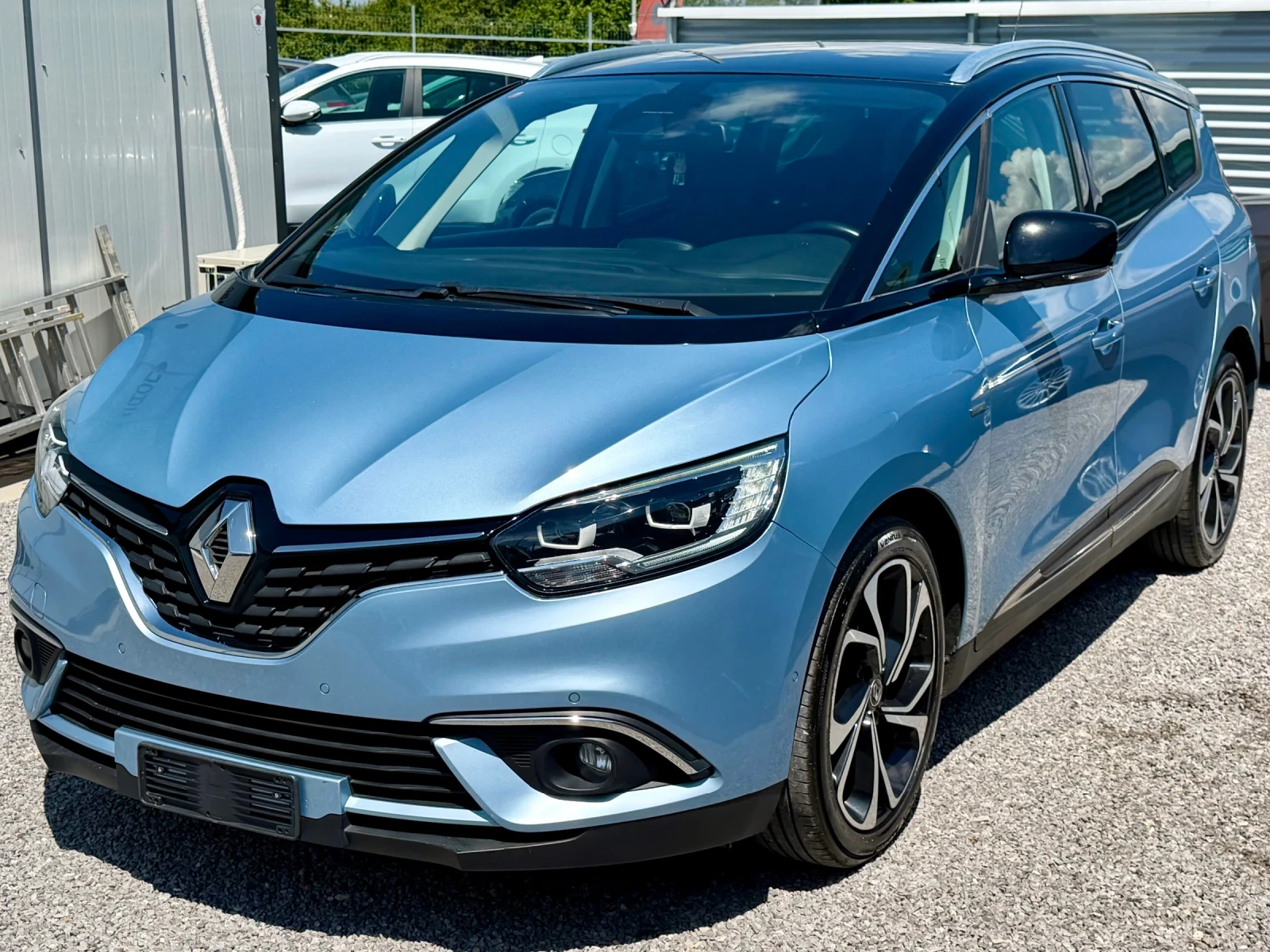 Renault Scenic BOSE/Автомат/7места/160 коня!!!