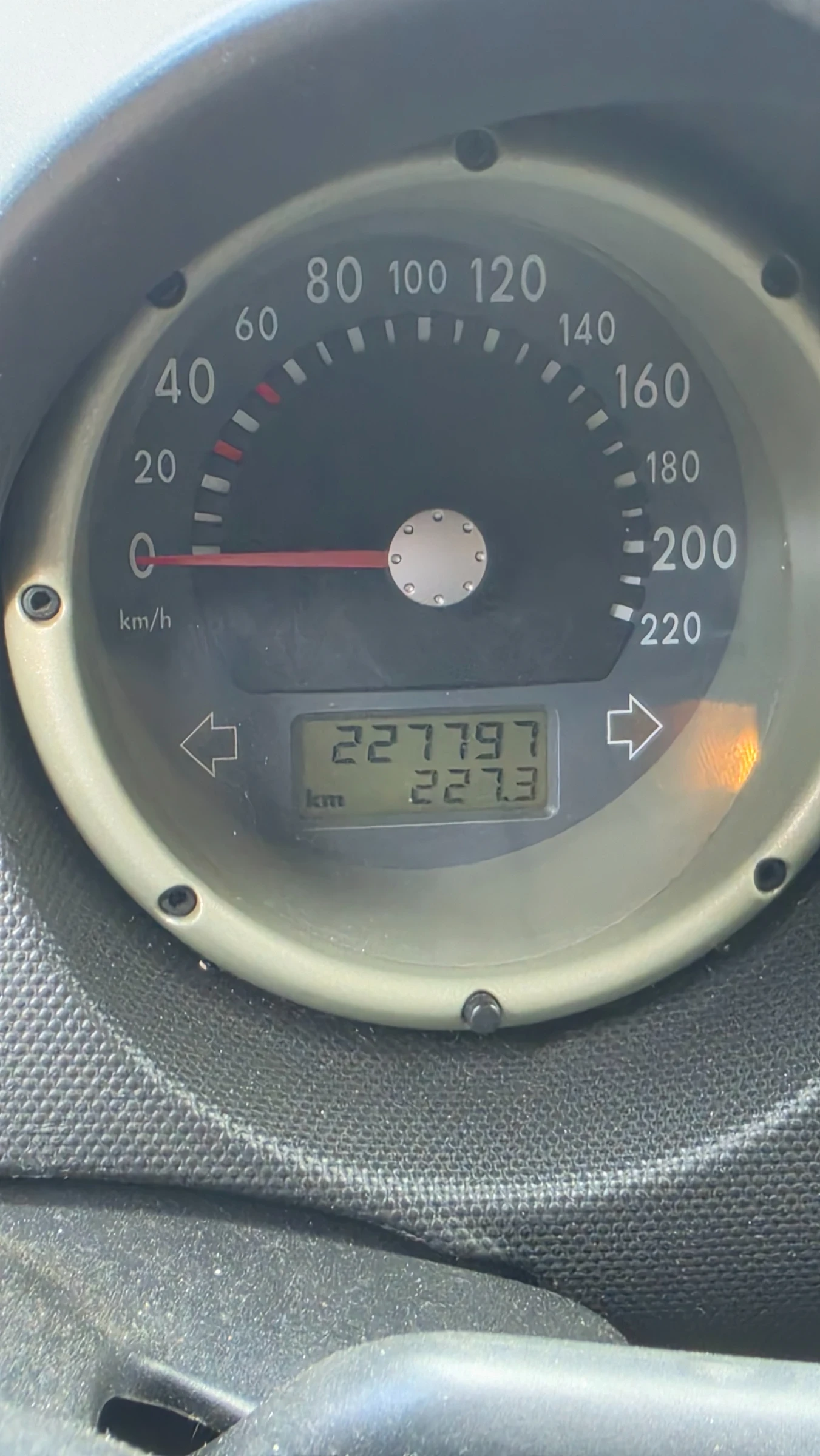 VW Lupo Газ, снимка 12 - Автомобили и джипове - 54592425