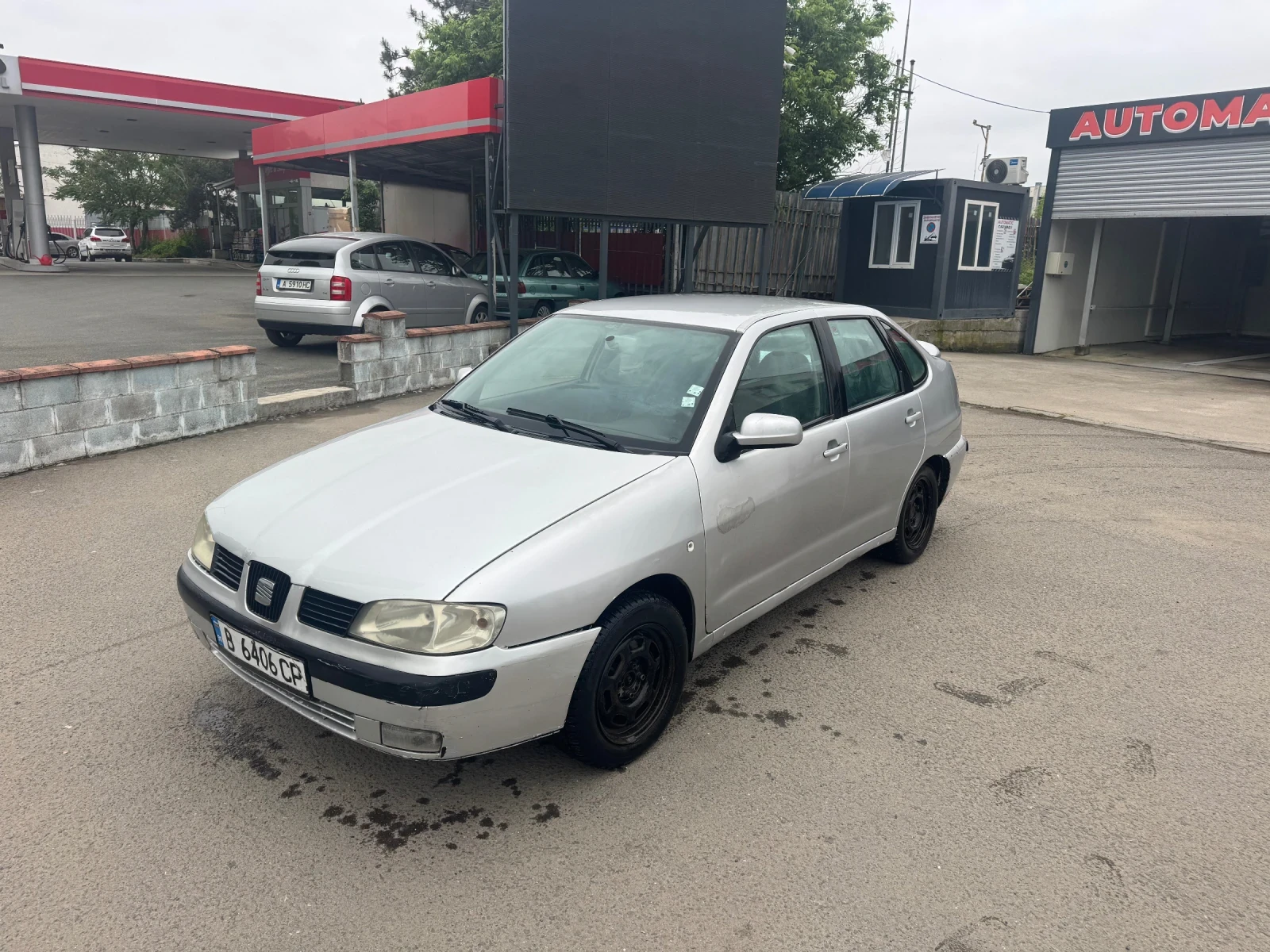 Seat Cordoba 1.6 , снимка 2 - Автомобили и джипове - 54648983