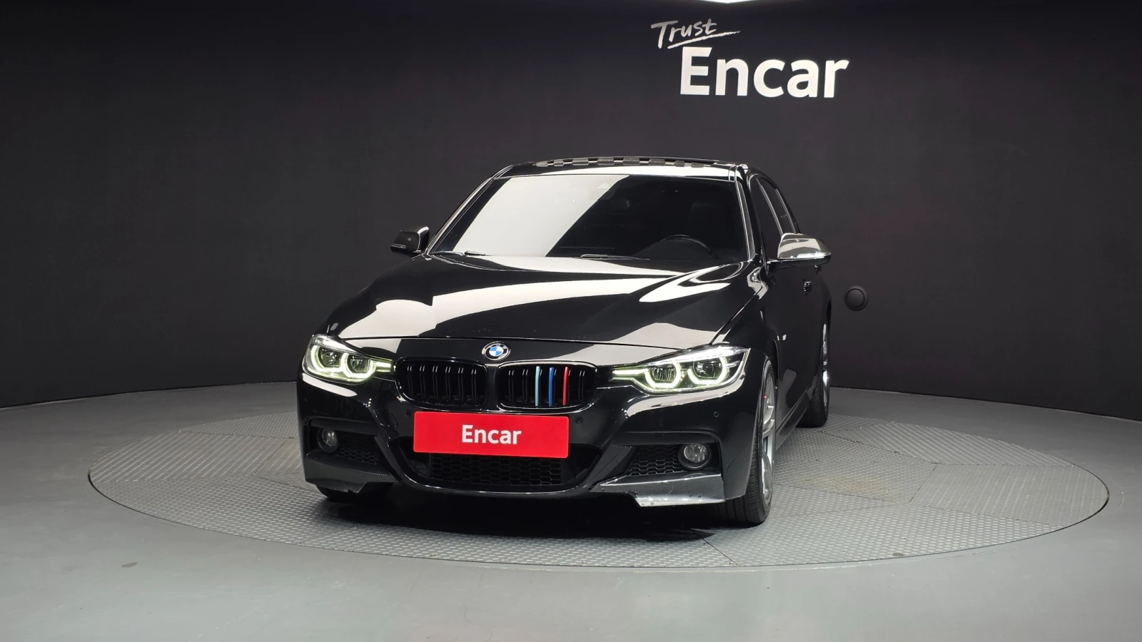 BMW 320 M SHADOW* HEAD UP* DIGITAL COCKPIT* PANO* 360* , снимка 3 - Автомобили и джипове - 55120095