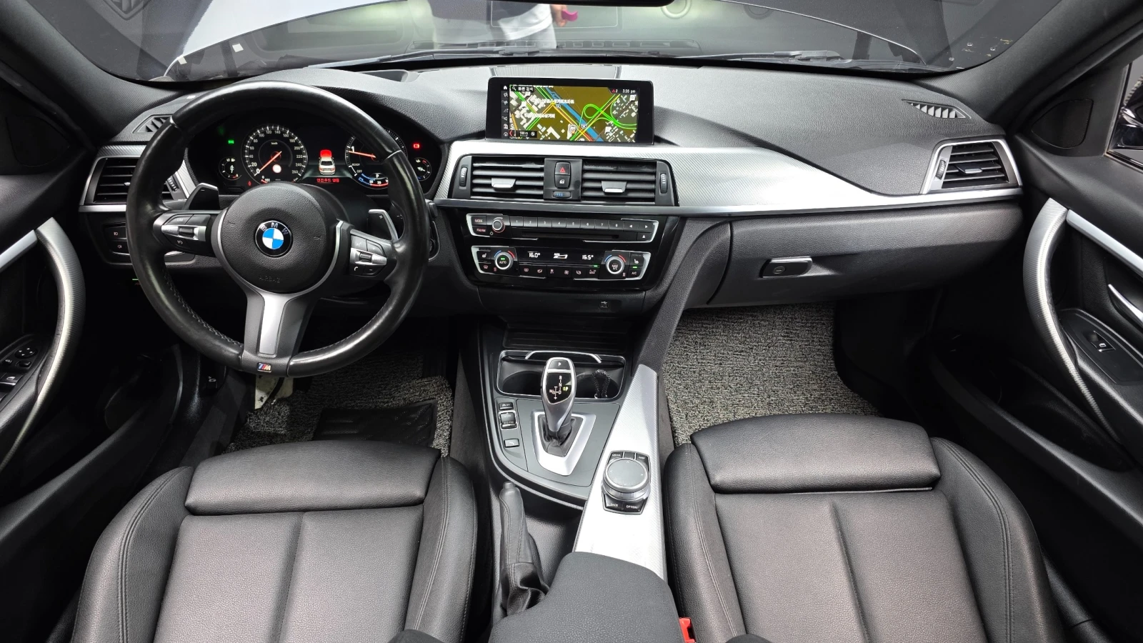BMW 320 M SHADOW* HEAD UP* DIGITAL COCKPIT* PANO* 360* , снимка 5 - Автомобили и джипове - 55120095