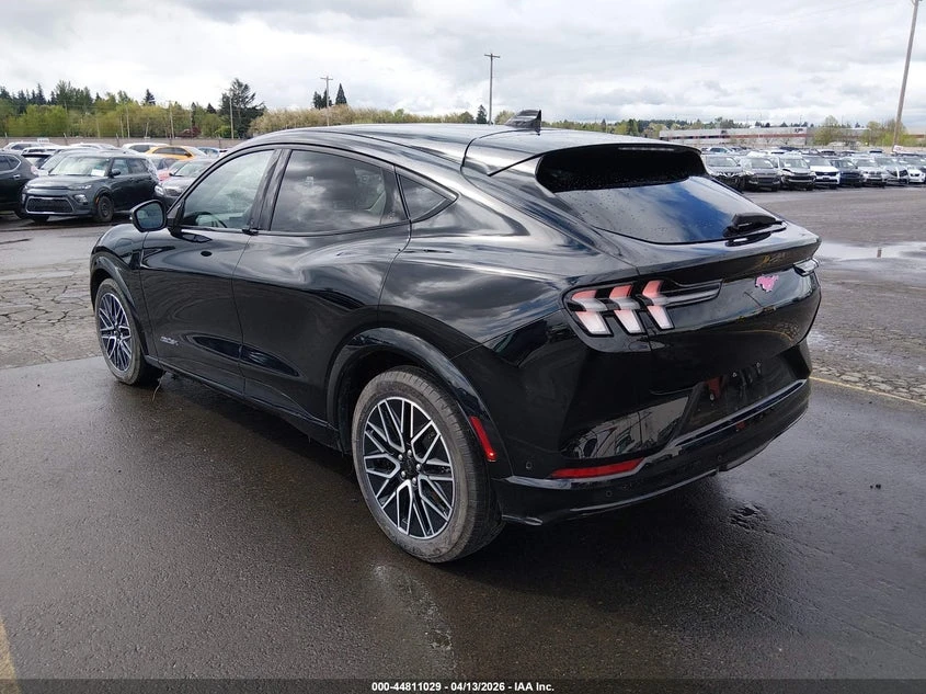 Ford Mustang Mach-E Premium, снимка 3 - Автомобили и джипове - 55127059