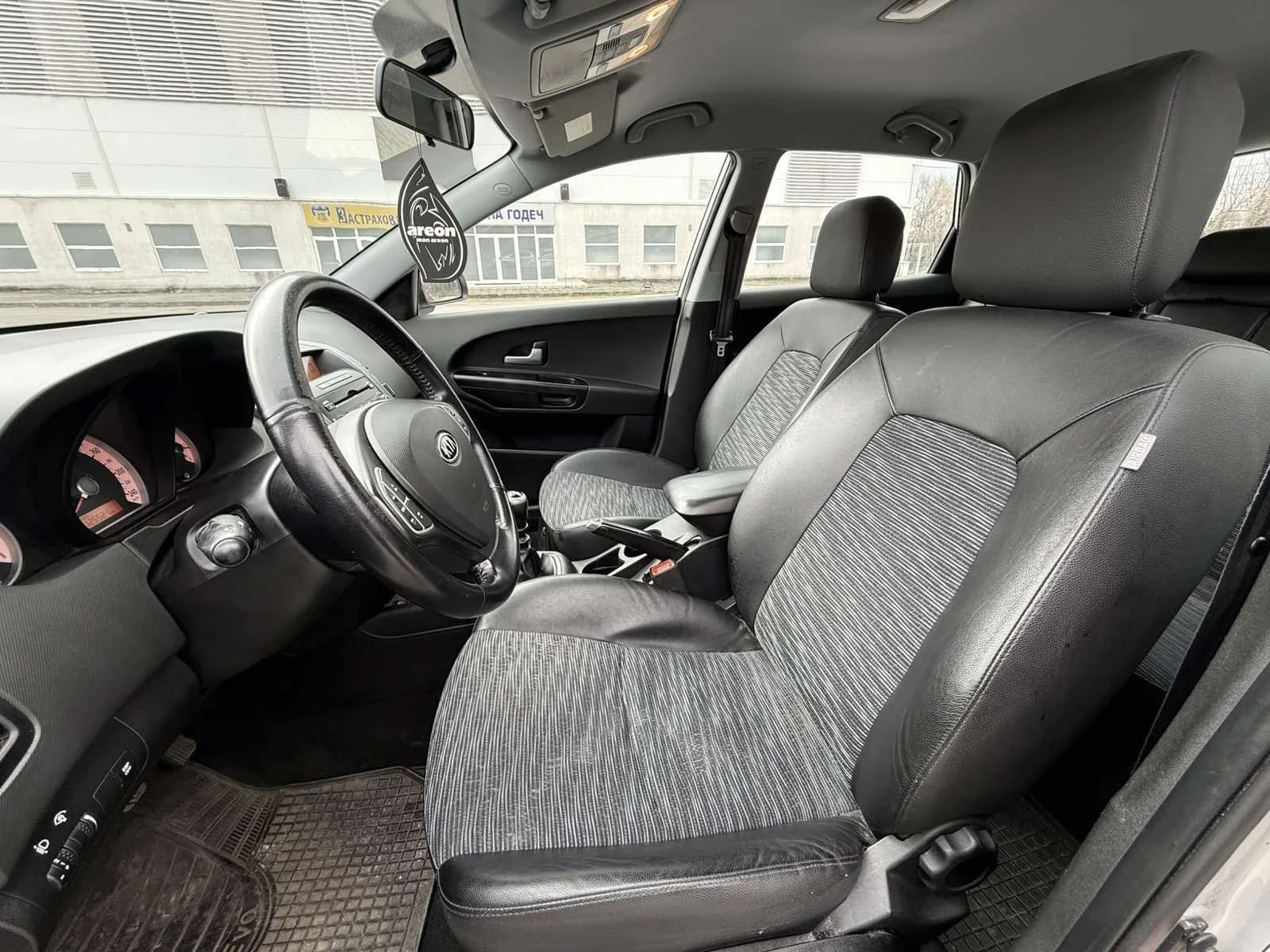 Kia Ceed КЛИМАТРОНИК , снимка 10 - Автомобили и джипове - 55268871
