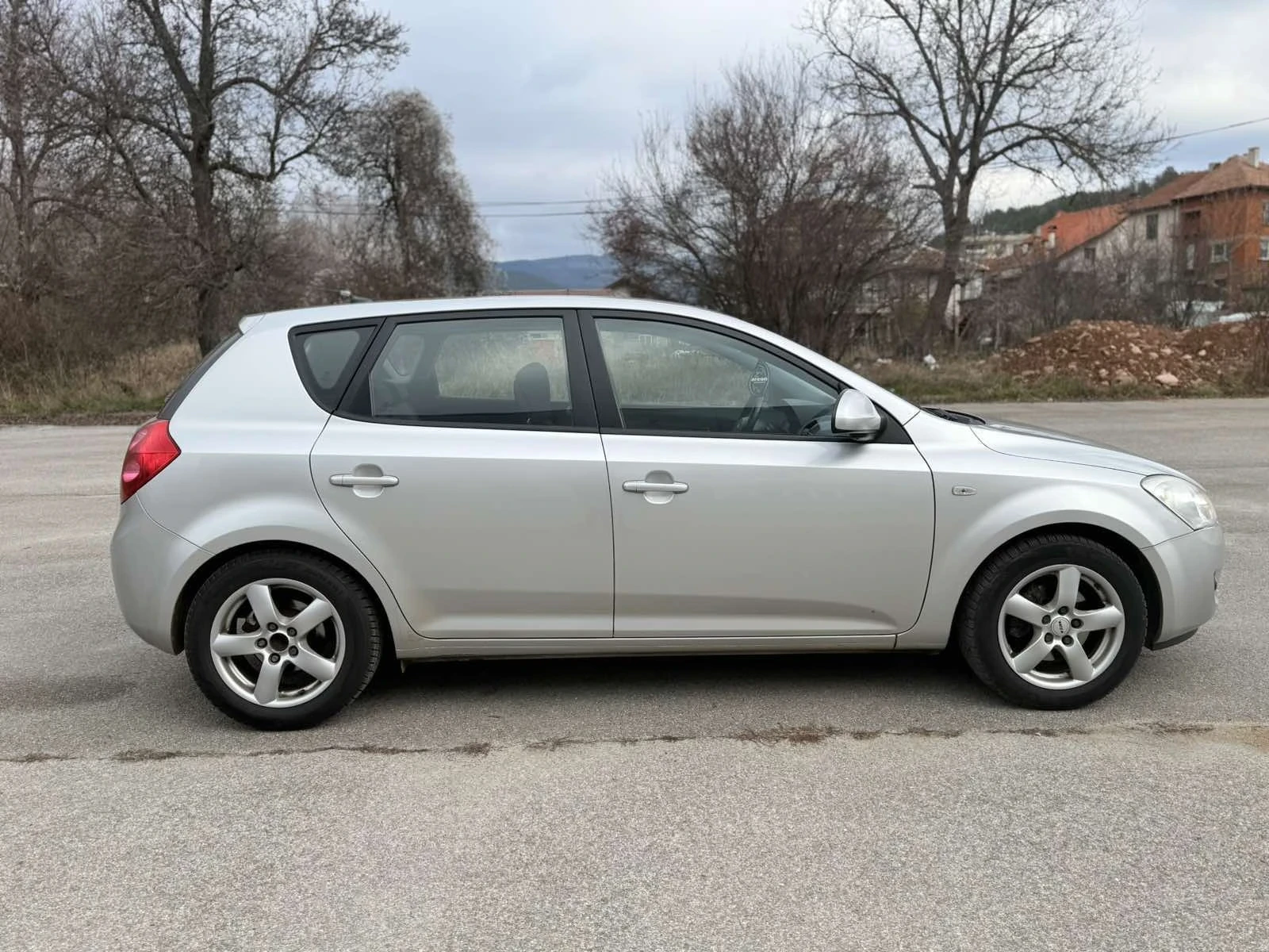 Kia Ceed КЛИМАТРОНИК , снимка 7 - Автомобили и джипове - 55268871