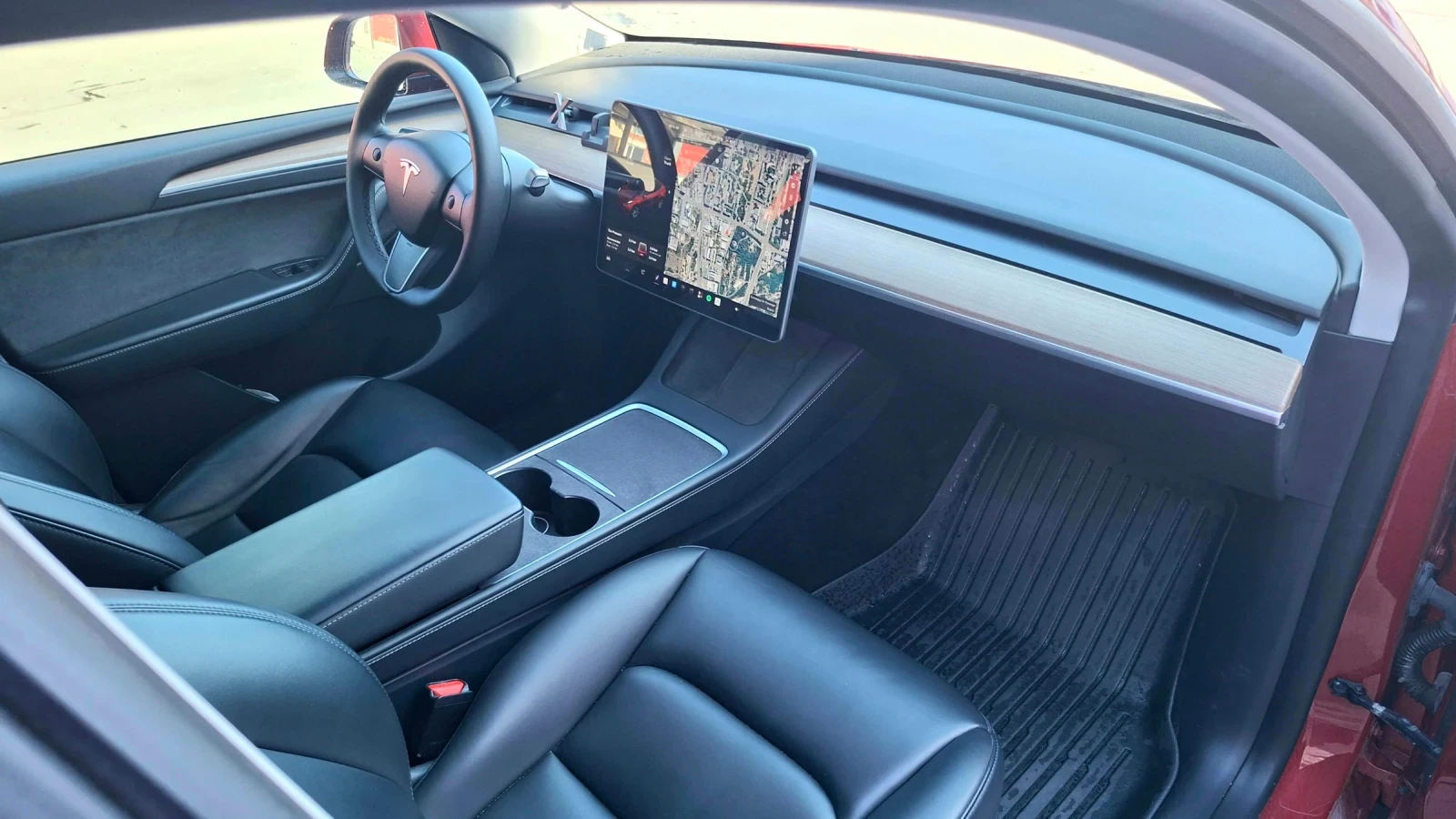 Tesla Model Y Long Range Dual Motor , снимка 9 - Автомобили и джипове - 56344751