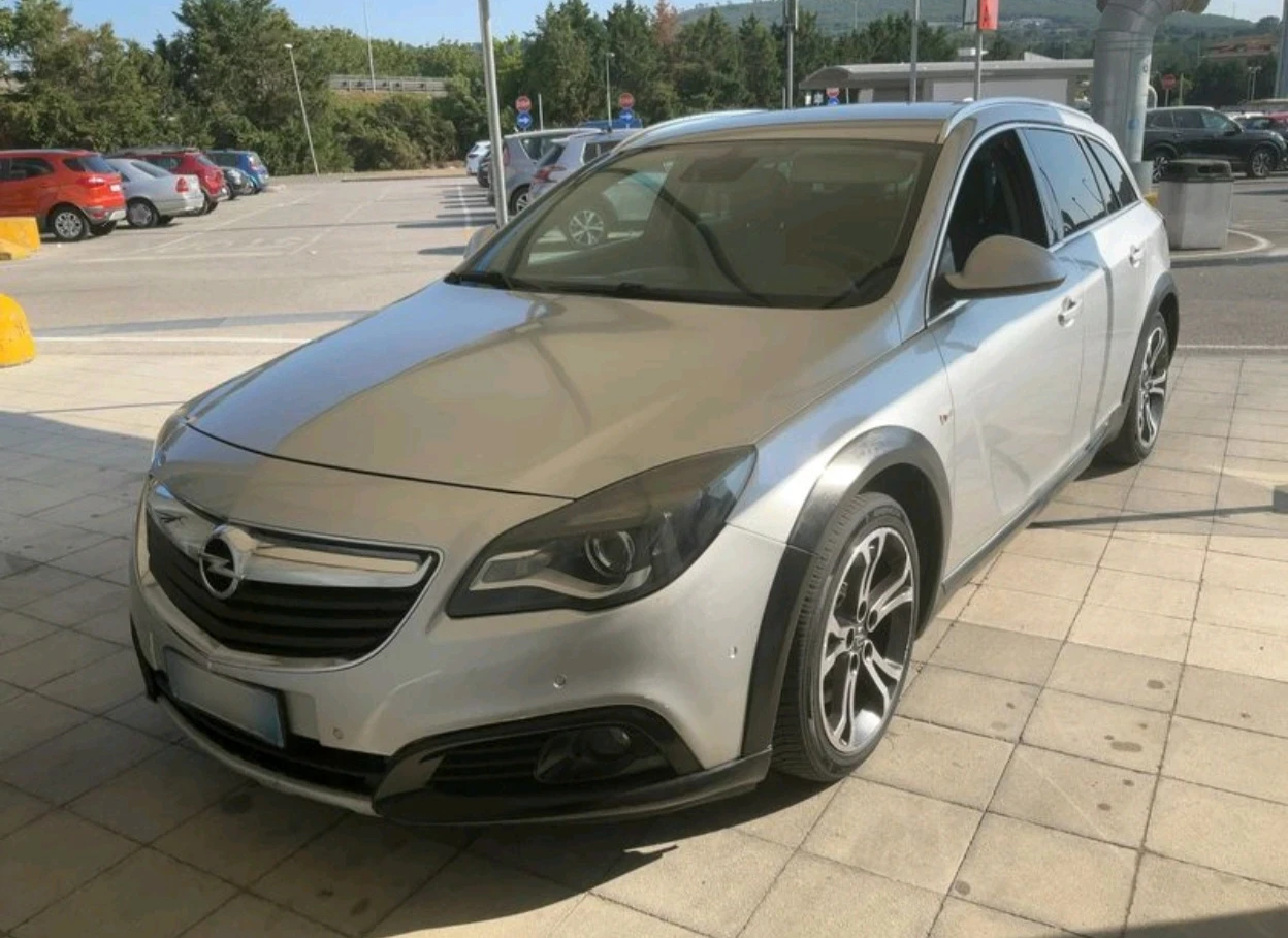Opel Insignia Opel / Insignia Country Tourer 1.6 CDTI