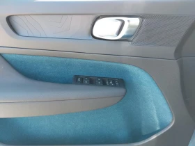 Volvo EX40 231HP/CORE/CAM/LED/NAVI/CPLAY/AMBI/285gpr, снимка 13