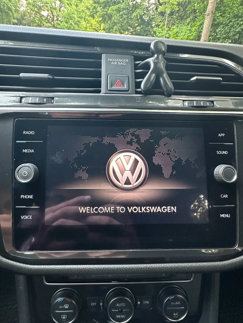 VW Tiguan 2.0 TSI SE AISIN, снимка 2 - Автомобили и джипове - 50311912