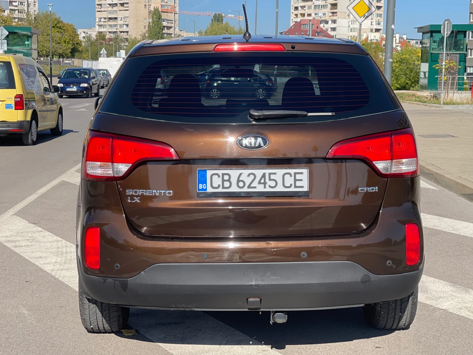 Kia Sorento FACELIFT AWD 2.2CRDI 7 МЕСТЕН ТЕГЛИЧ  - изображение 4