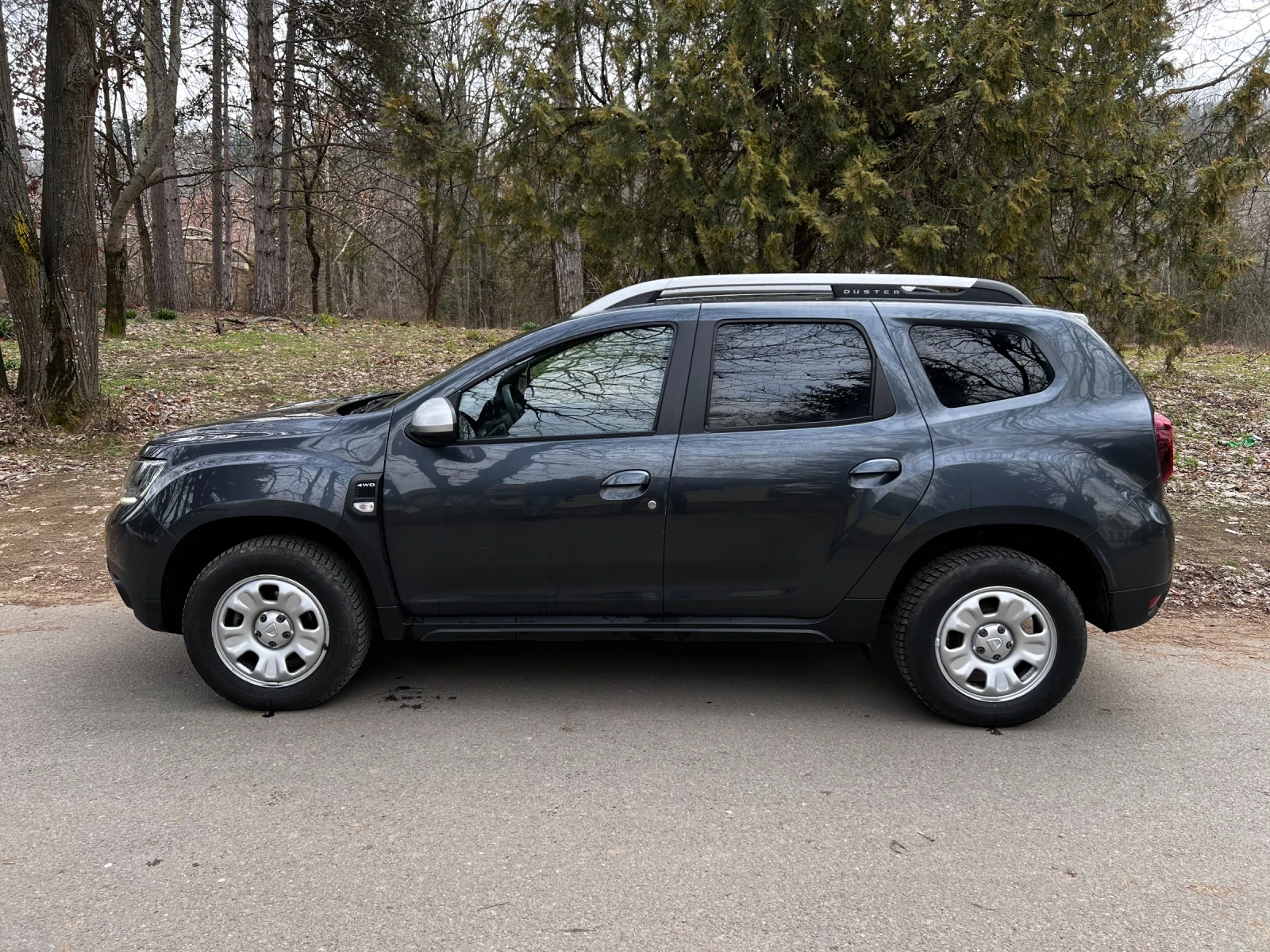 Dacia Duster 1.5DCI 4x4 - изображение 2