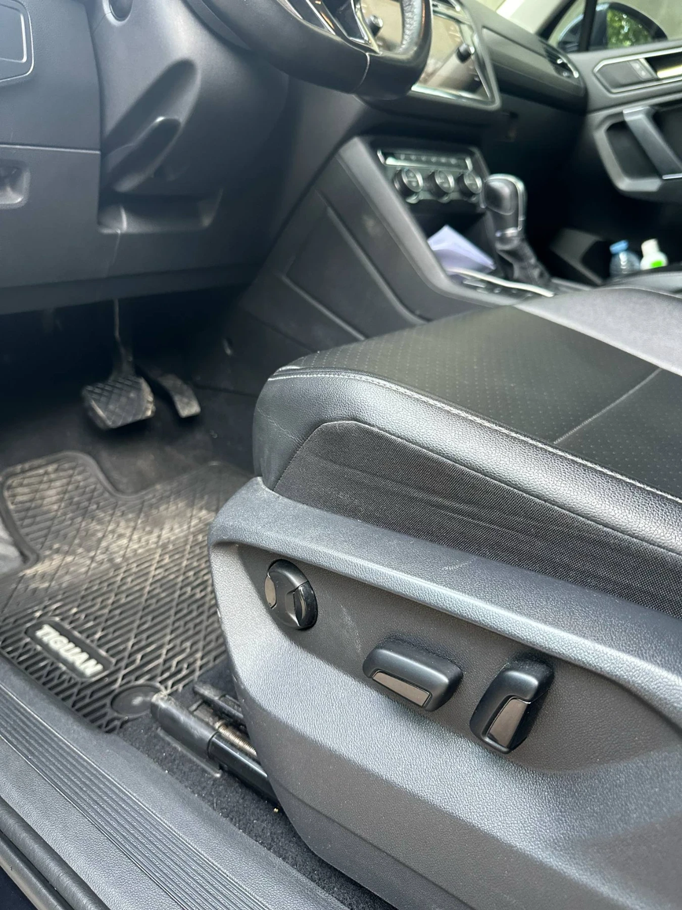 VW Tiguan 2.0 TSI SE - изображение 5