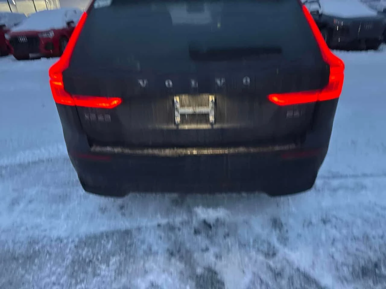 Volvo XC60  Ultimate Dark Theme /DISTRONIC/ 360 , снимка 13 - Автомобили и джипове - 53923495