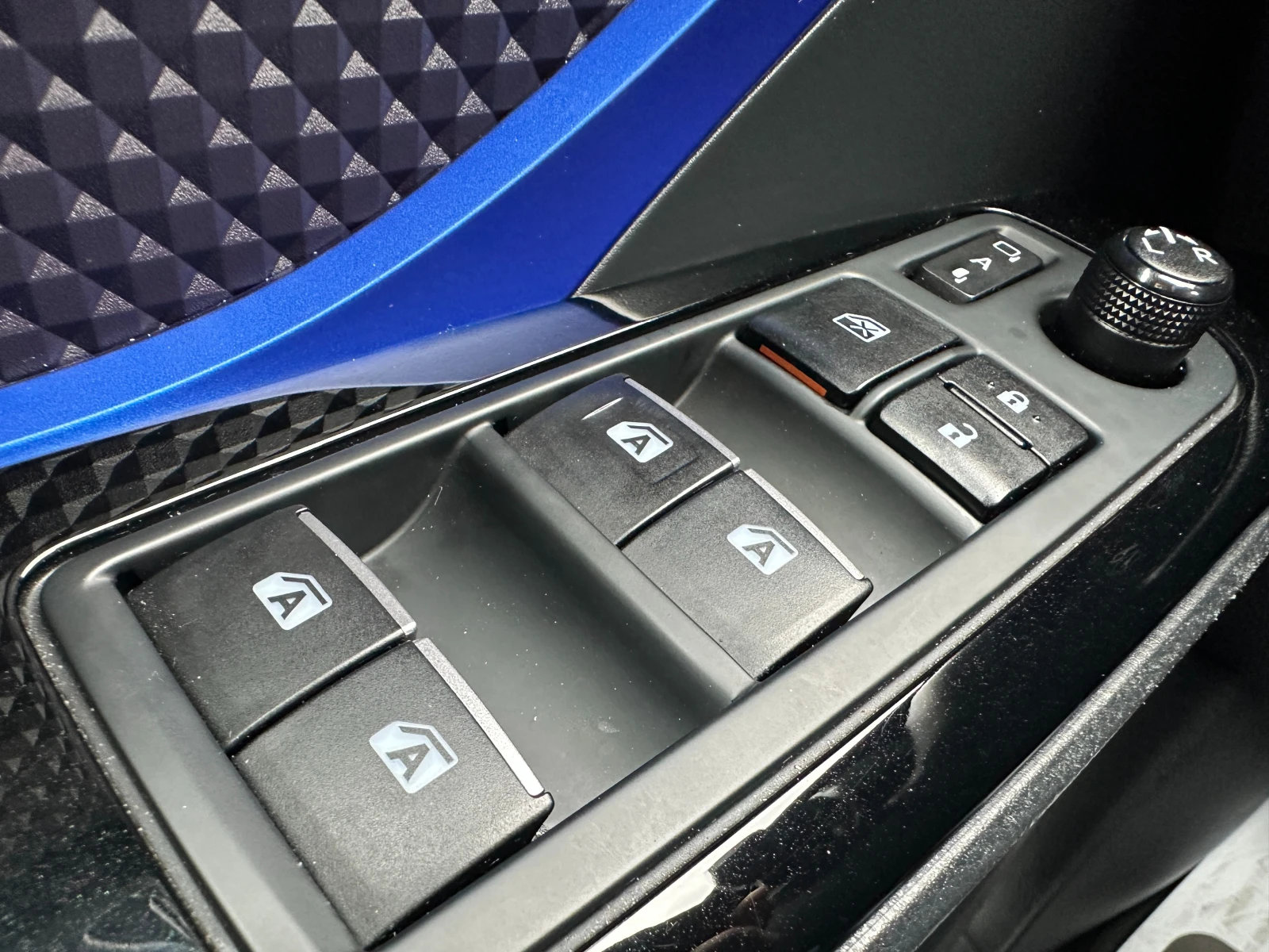 Toyota C-HR CULT/Hybrid/������� | Mobile.bg � ����������� 15