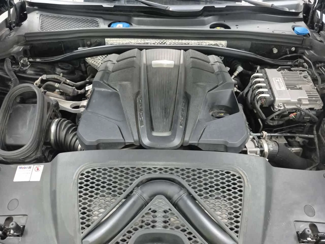 Porsche Macan GTS * 2.9 V6 * CARFAX * Без инциденти * , снимка 16 - Автомобили и джипове - 54288484