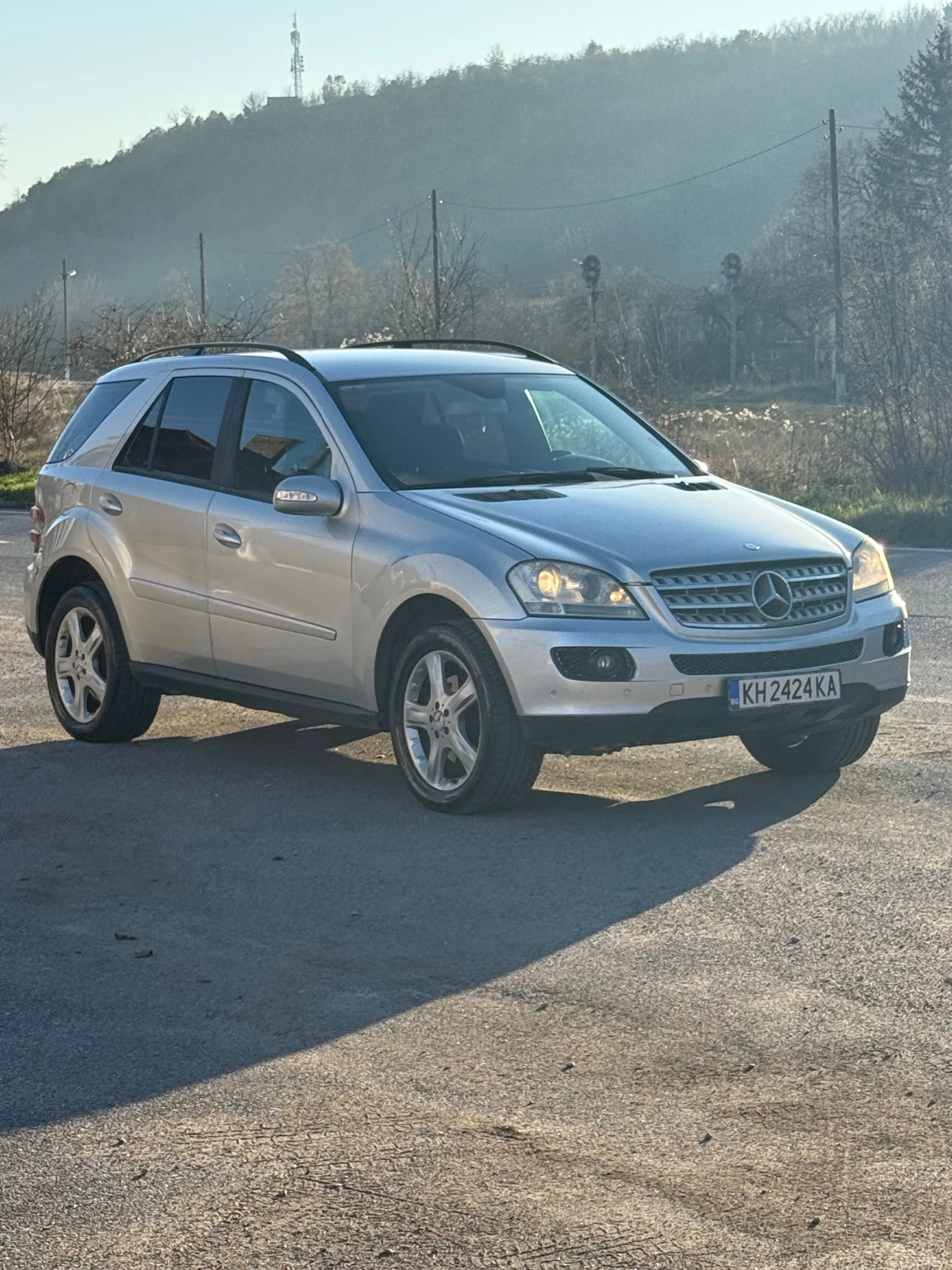 Mercedes-Benz ML 320 ., снимка 2 - Автомобили и джипове - 54653453