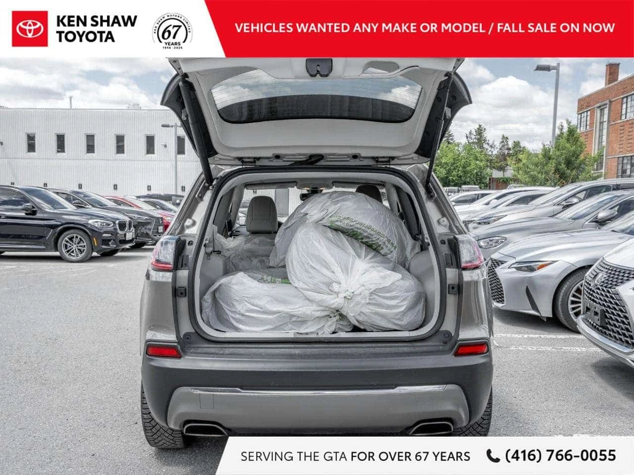 Jeep Cherokee * CARFAX * ЦЕНА ДО БГ, снимка 6 - Автомобили и джипове - 54948169
