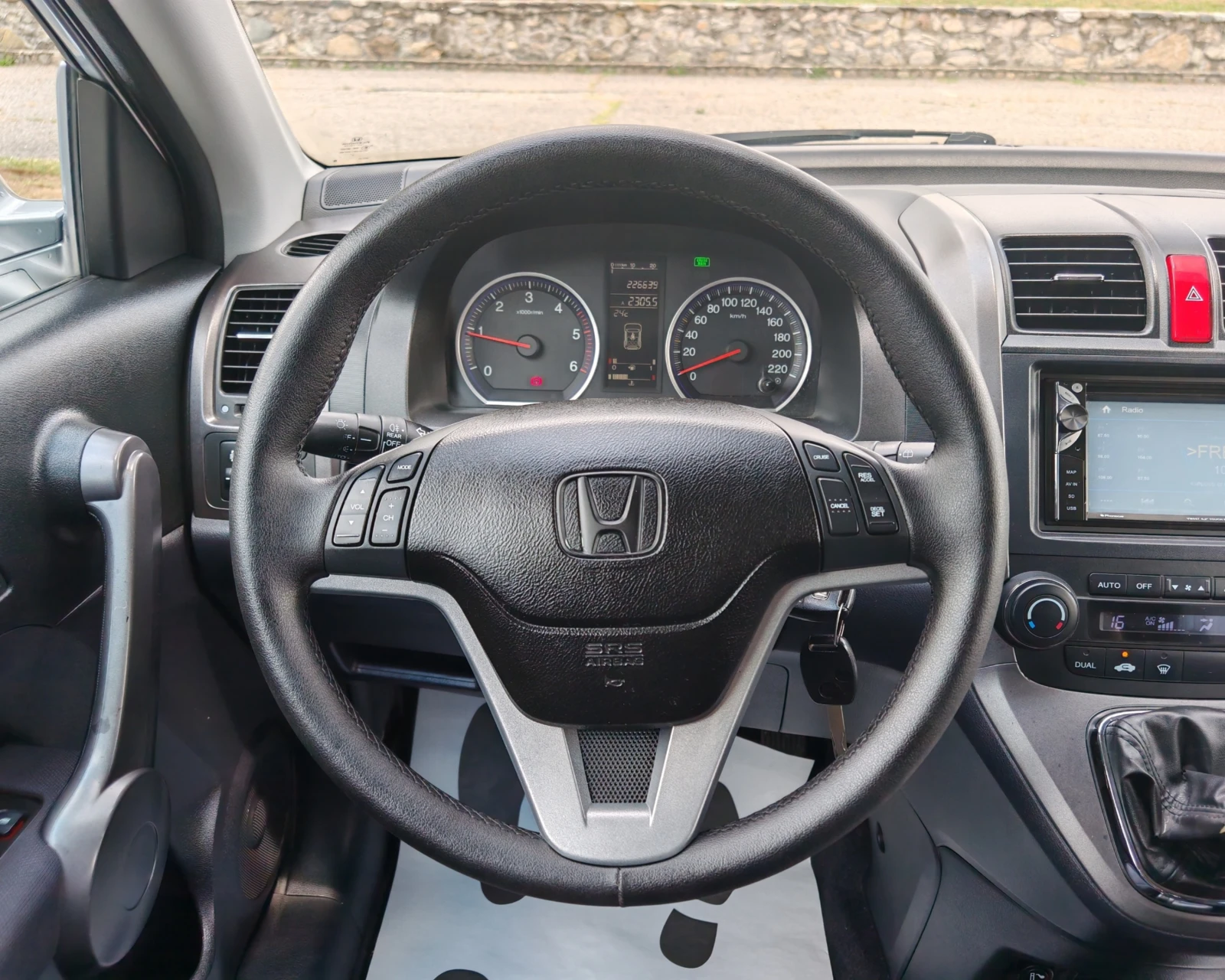 Honda Cr-v 2.2 i-CDTi 4Х4 АВТОПИЛОТ КАМЕРА, снимка 13 - Автомобили и джипове - 55283181