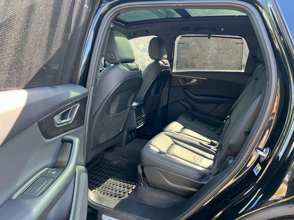 Audi Q7 * S-LINE * PANO * Автокредит * (Цена до България), снимка 11 - Автомобили и джипове - 55572137