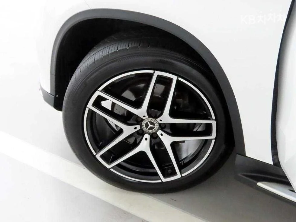 Mercedes-Benz GLE 350 4MATIC COUPE * КРАЙНА ЦЕНА* TV EKРАНИ, снимка 17 - Автомобили и джипове - 56207641
