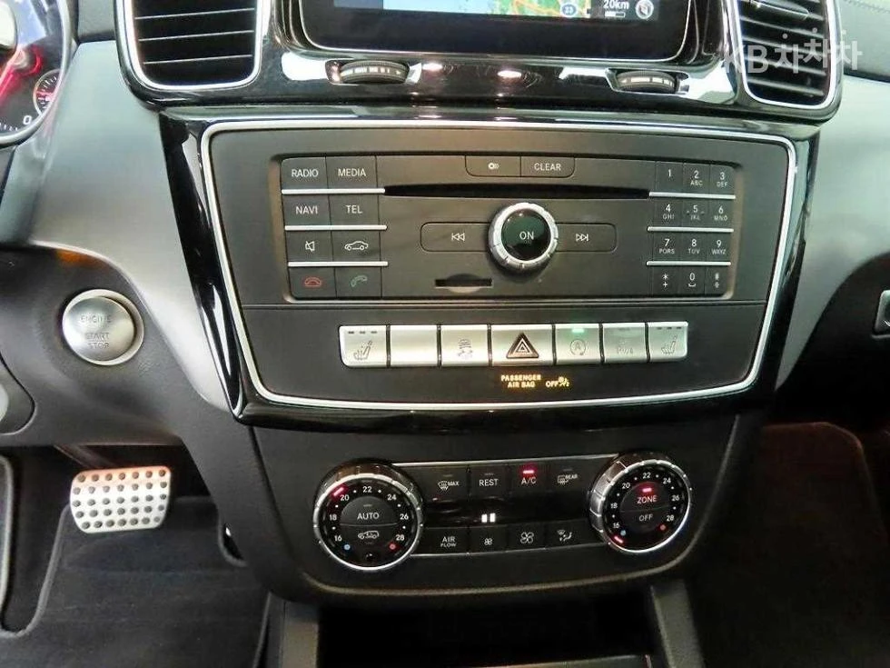 Mercedes-Benz GLE 350 4MATIC COUPE * КРАЙНА ЦЕНА* TV EKРАНИ, снимка 11 - Автомобили и джипове - 56207641