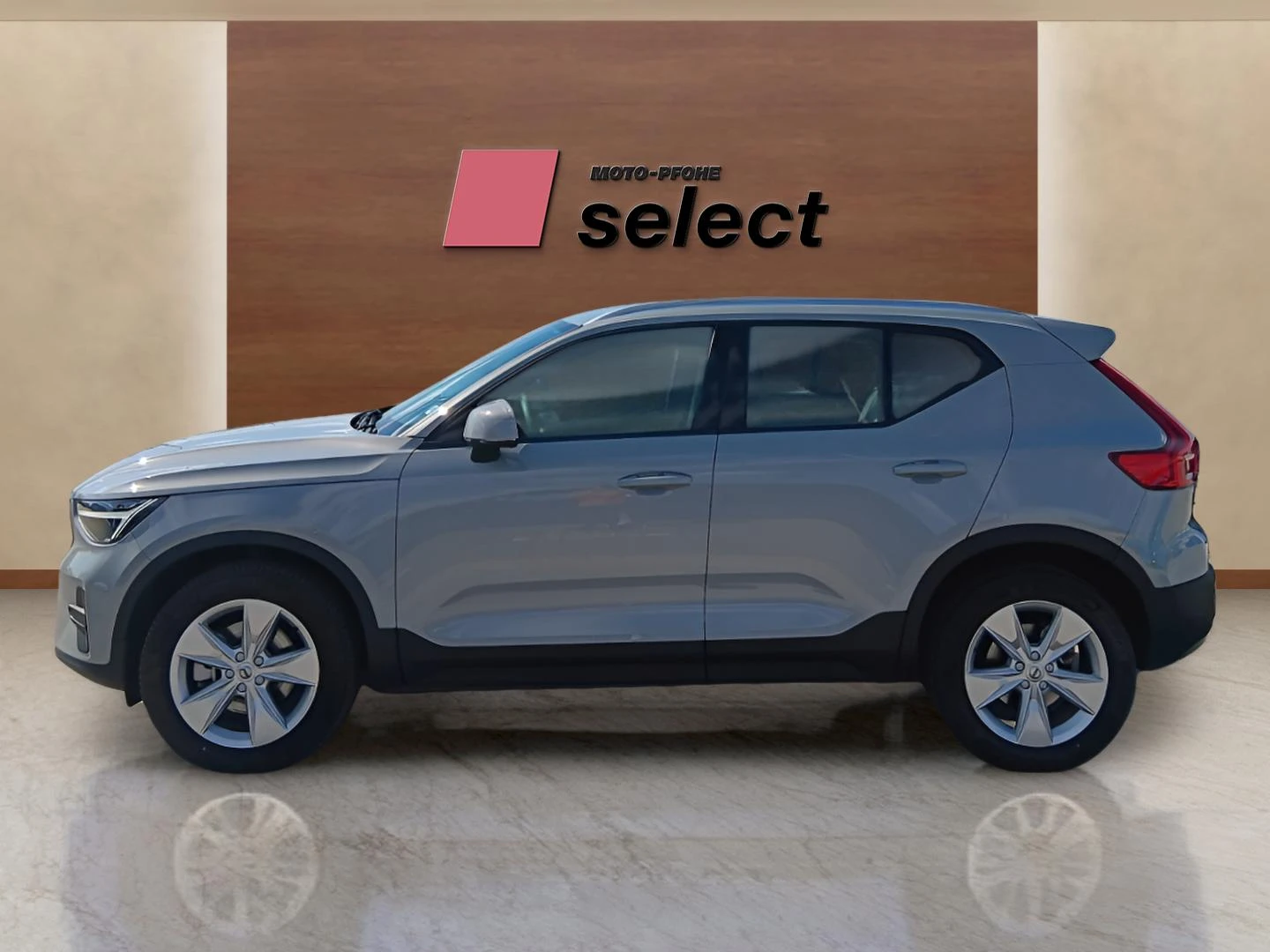 Volvo XC40 2.0L, снимка 8 - Автомобили и джипове - 56301151