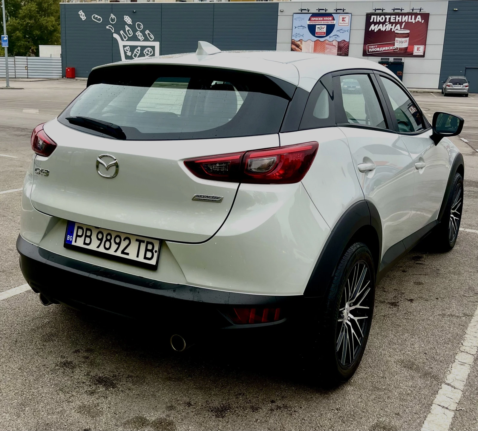 Mazda CX-3, снимка 5 - Автомобили и джипове - 56476005