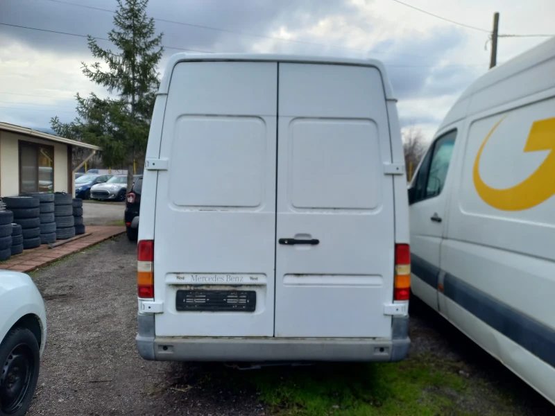 Mercedes-Benz Sprinter 313 2.2CDI, снимка 6 - Бусове и автобуси - 53317784
