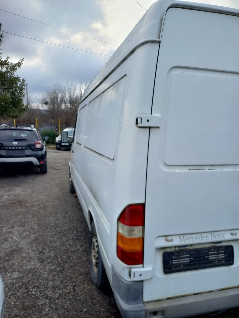 Mercedes-Benz Sprinter 313 2.2CDI, снимка 4 - Бусове и автобуси - 53317784