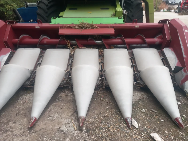 Комбайн Claas Tucano 440, снимка 4 - Селскостопанска техника - 52395746